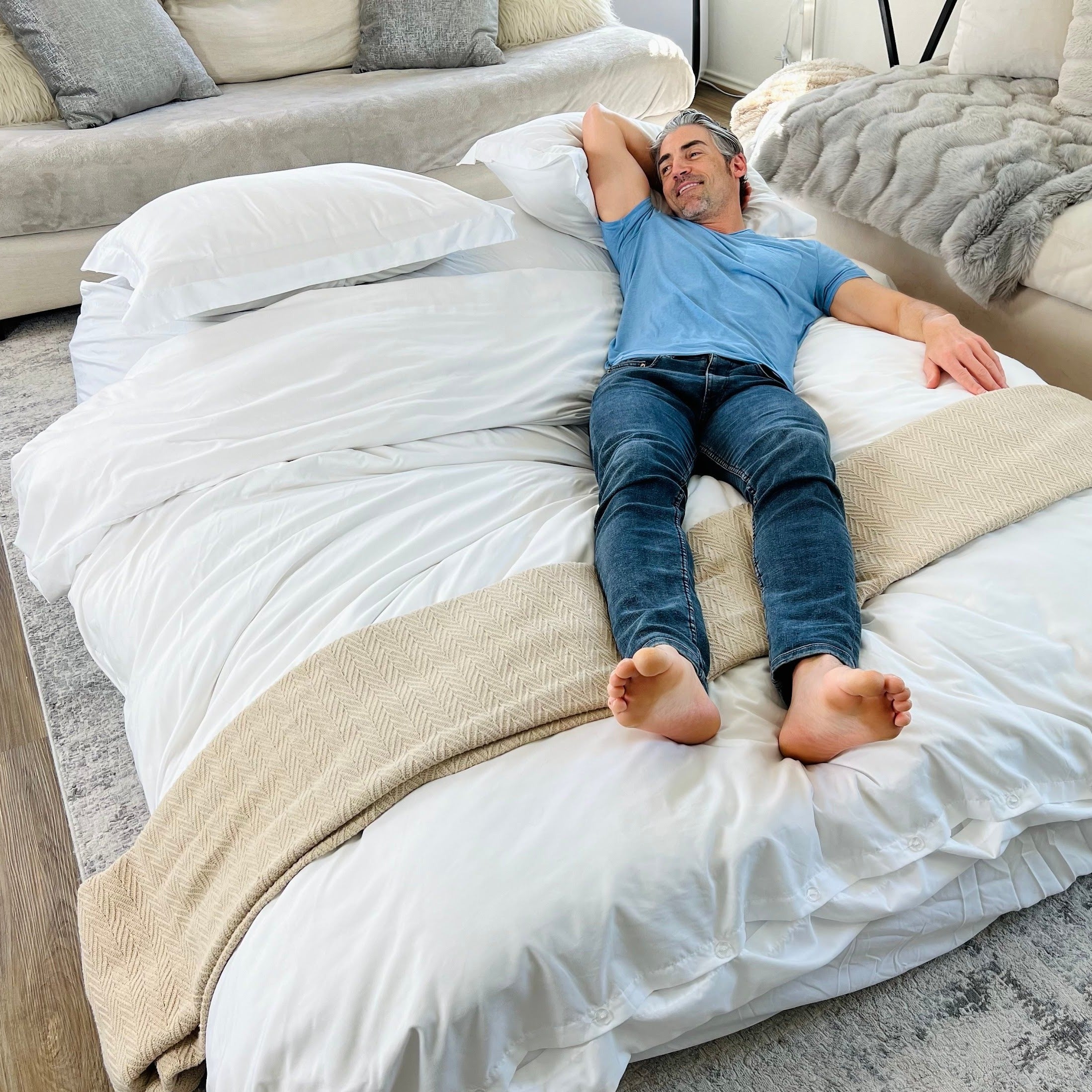 Queen Size Adult Bean Bag Chair - Ultra Soft NEST Chenille Fabric for Living Room, Bedroom & Game Room Relaxation