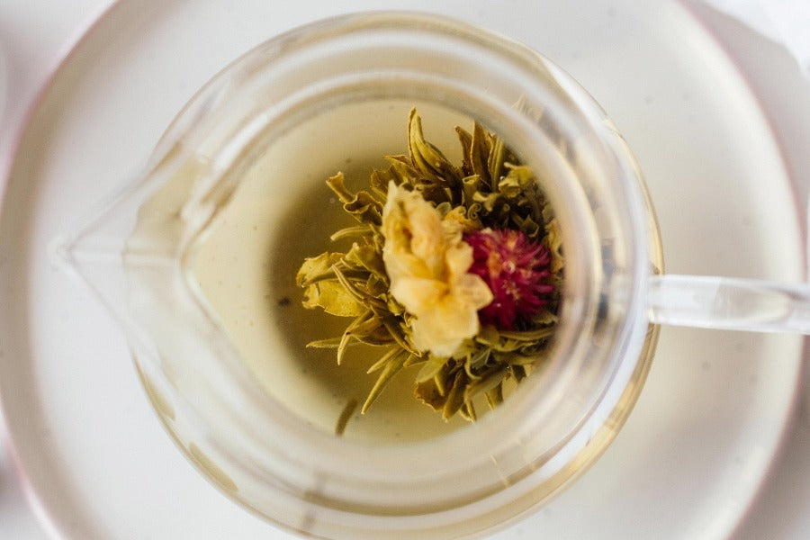 Premium Handblown Glass Teapot for Blooming & Loose Leaf Teas - Perfect for Tea Ceremonies, Gifts & Relaxation at Home
