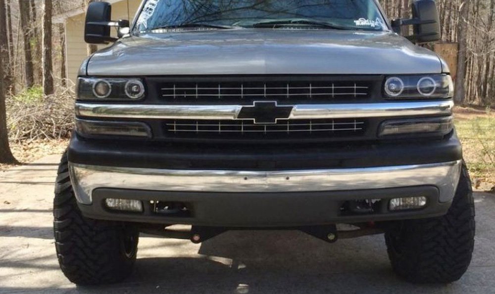 High-Performance Clear Lens White LED Fog Lights with Bracket - Compatible with Chevy Silverado 1500 2500 3500, Suburban & Tahoe - Enhanced Visibility for Off-Roading, Night Driving & Inclement Weather