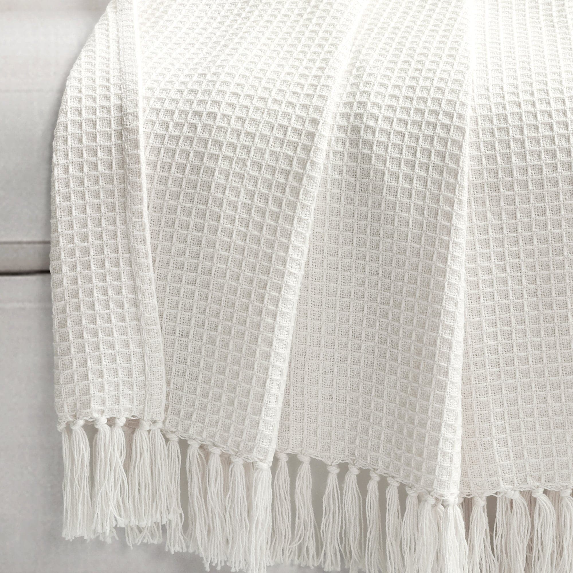 Soft Waffle Knit Cotton Throw Blanket with Tassel Fringe - Cozy & Breathable for Bed, Couch, and Outdoor Use