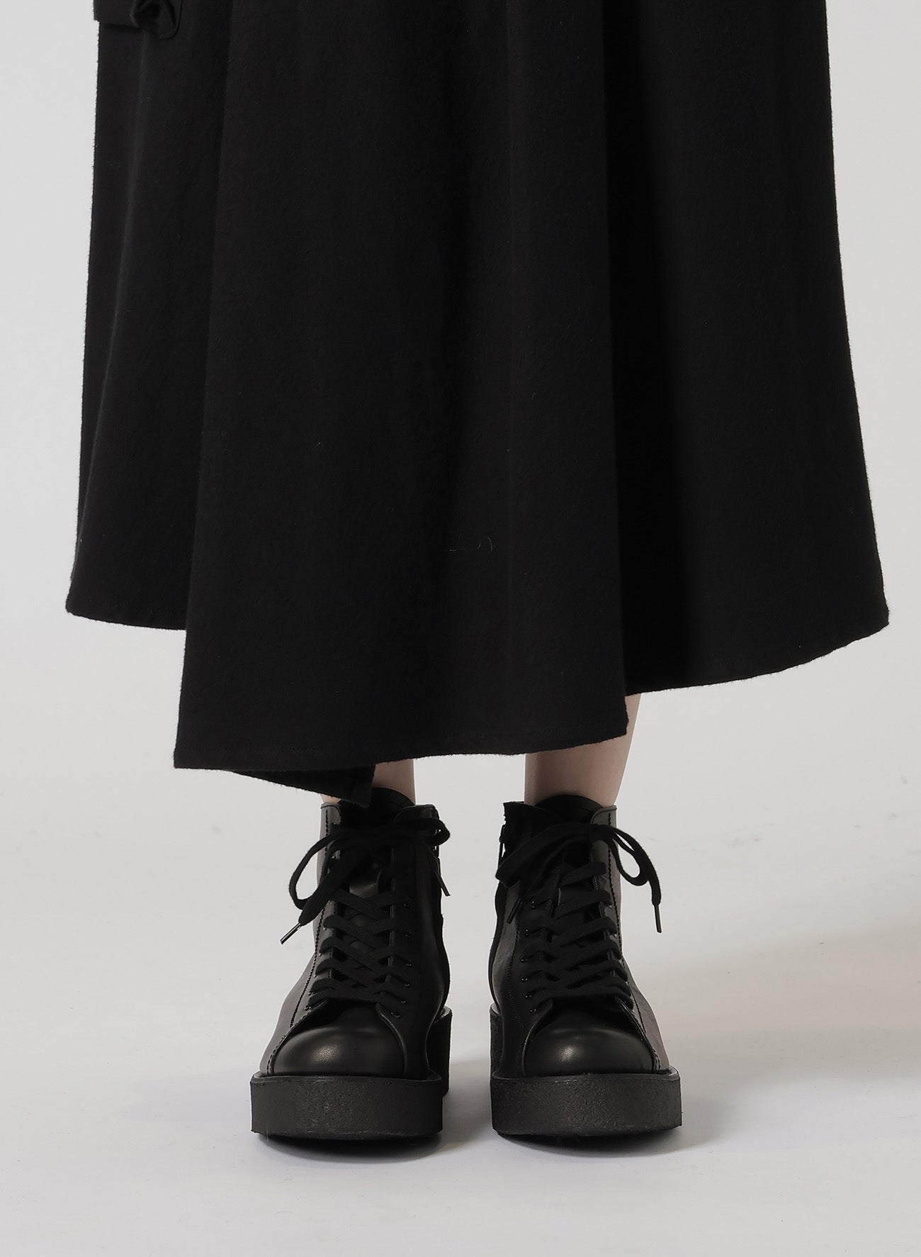 COTTON TWILL R WIDE TUCK CARGO SKIRT for Women - Stylish Utility Skirt with Pockets | Perfect for Casual Outfits, Hiking & Outdoor Adventures