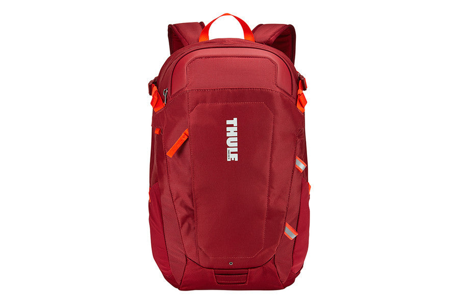 Thule EnRoute Triumph 2 Daypack - Lightweight Hiking Backpack for Men & Women, 20L Water-Resistant Travel Backpack with Laptop Sleeve - Perfect for Commuting, Hiking & Outdoor Adventures