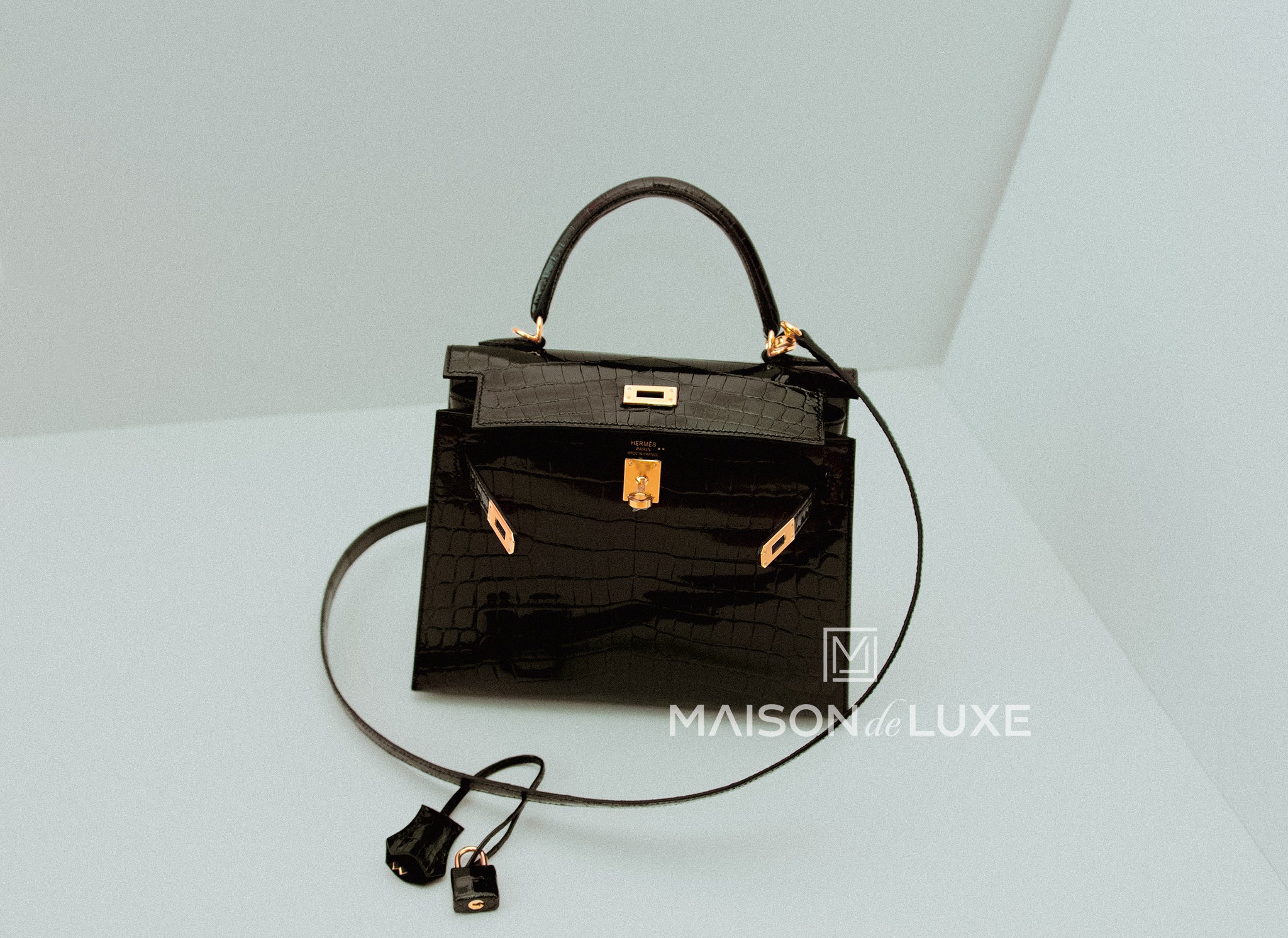 Hermes Kelly Sellier 25 Black Shiny Crocodile Handbag - Luxury Designer Shoulder Bag for Women, Perfect for Evening Events & Special Occasions