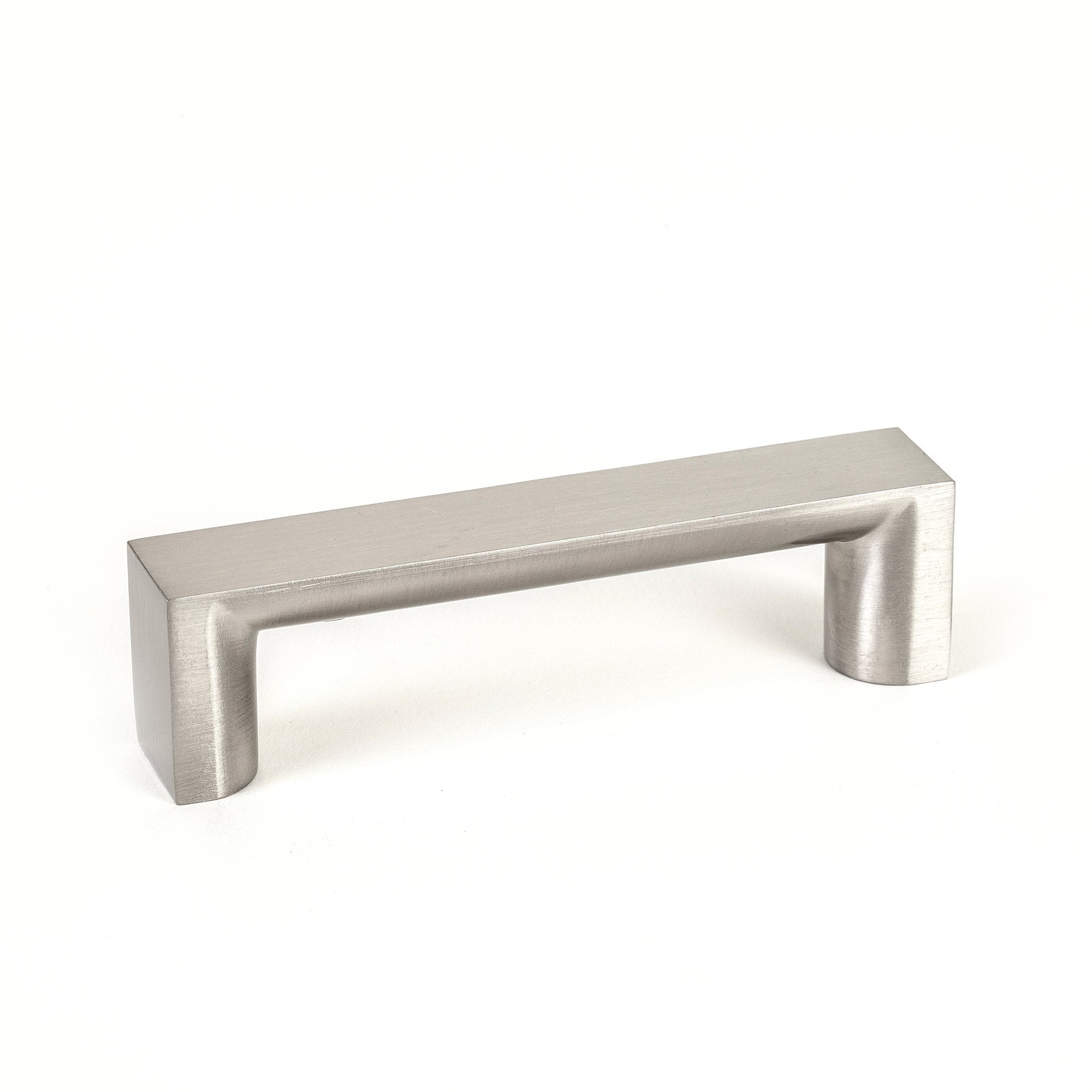 Berenson Elevate 2085 4BPN P Pull - Modern Cabinet Pull Handle for Kitchen & Bathroom Cabinets, Drawers, Furniture - Durable Stainless Steel Hardware with Easy Installation