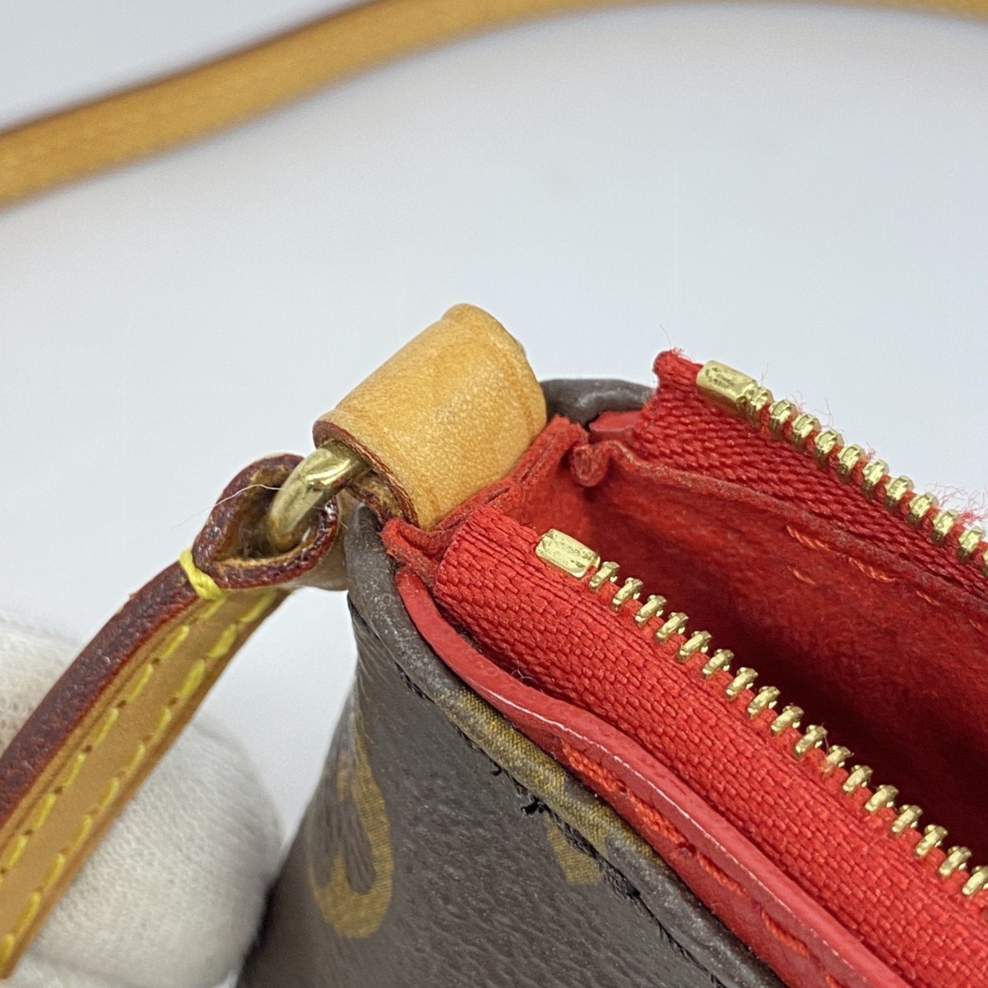 Refurbished 93 - High-Quality Pre-Owned Item | Perfect for Collectors, DIY Projects & Vintage Enthusiasts