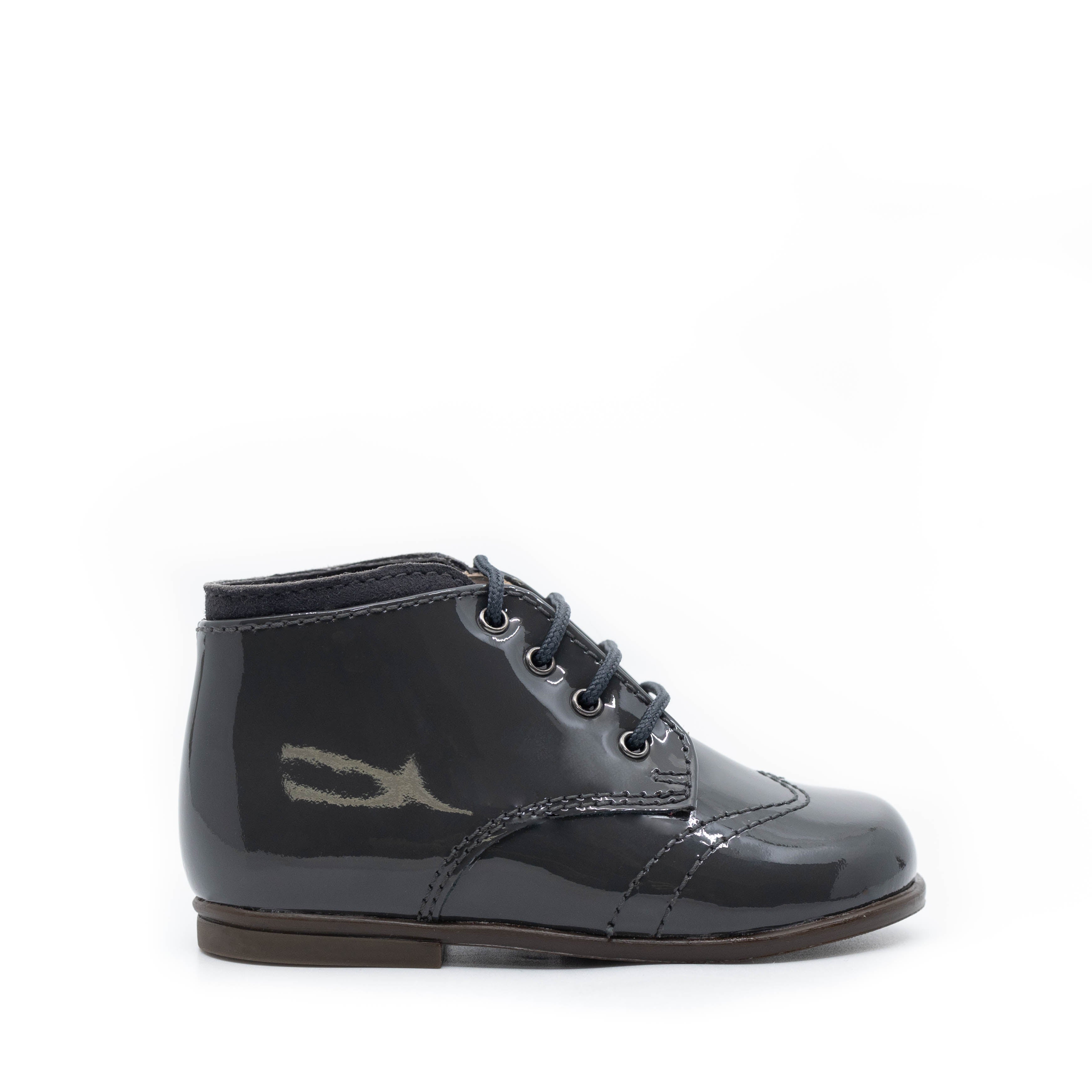 Beberlis Slate Patent Wingtip Baby Booties - Stylish Leather First Walkers for Boys & Girls - Perfect for Special Occasions, Holidays & Photo Shoots