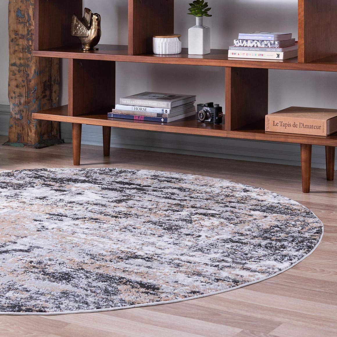 Leipzig Collection 6 Ft Round Beige Low-Pile Rug - Soft Modern Area Rug for Kitchen, Dining Room & Living Room - Easy Clean Non-Shedding Carpet for High Traffic Areas