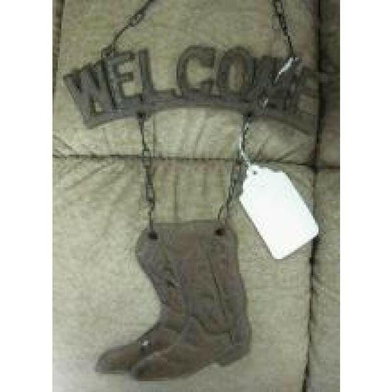 Marco Welcome Sign Accent 52009 - Elegant Home Decor for Front Door, Porch & Entryway - Perfect for Housewarming Gifts & Farmhouse Style Decor