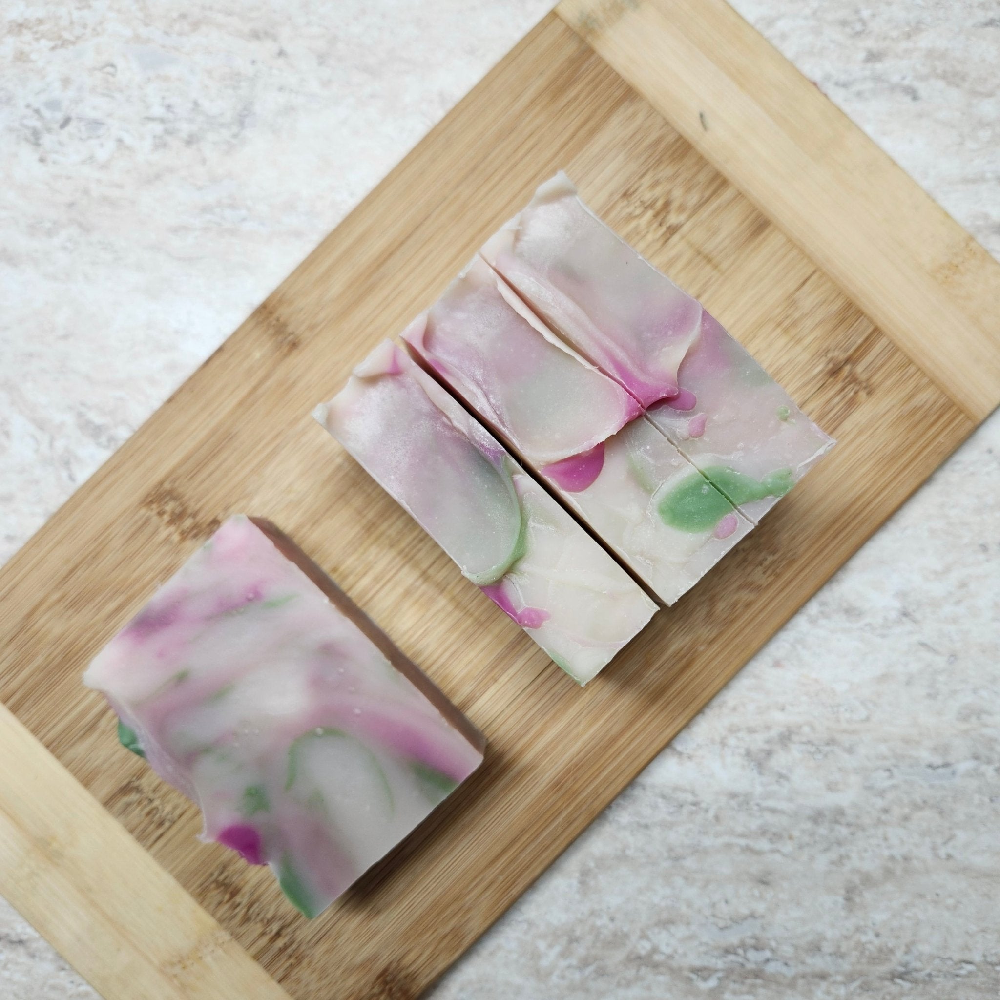 Calm Spearmint & Lavender Handmade Soap - Natural Aromatherapy for Stress Relief & Relaxation - Perfect for Bath, Shower & Gift Giving