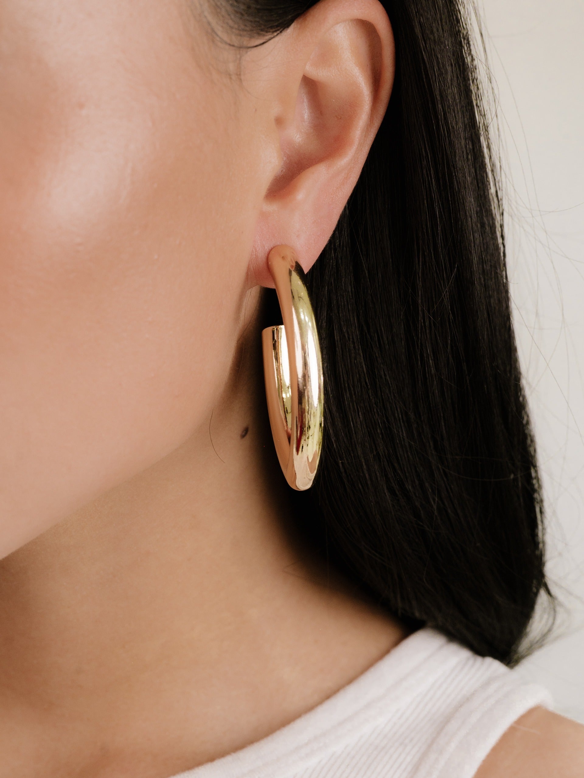 Mara Elongated Hoop Earrings for Women - 14K Gold Plated Dangle Hoops - Trendy Minimalist Jewelry for Everyday Wear & Special Occasions