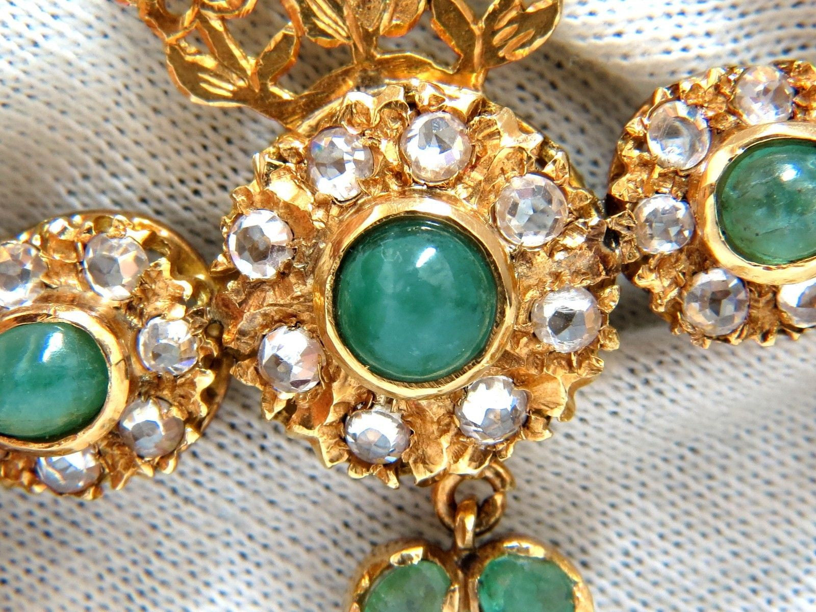 18KT Vintage Natural Emeralds & White Sapphires Medallion Dangle Brooch Pin – Elegant Jewelry for Weddings, Parties & Special Occasions