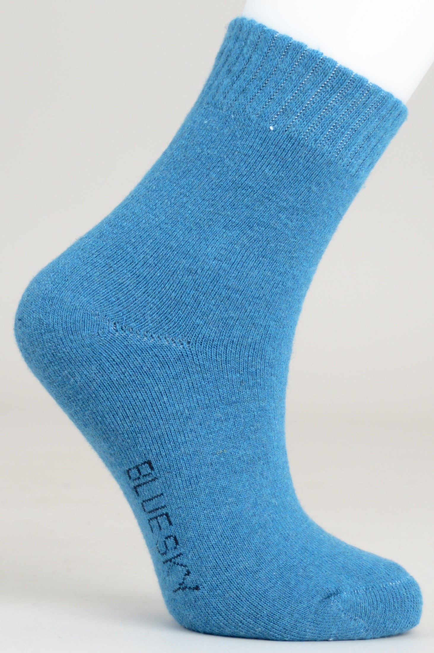 Premium Women's Merino Wool Socks - Soft & Warm Winter Hiking Socks for Outdoor Activities, Travel & Everyday Comfort