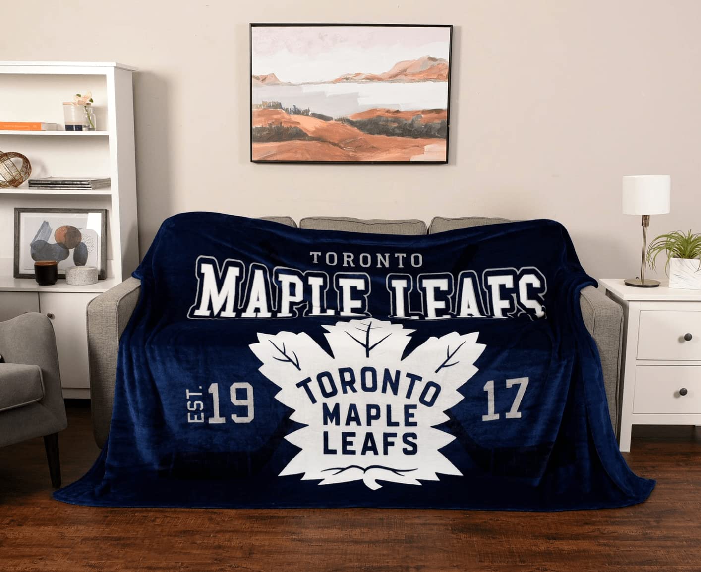 Toronto Maple Leafs NHL Team Blanket - 66x90 Inches Oversized Plush Velvet Throw Blanket for Couch, Bed & Game Day - Ultra Soft & Cozy Hockey Fan Gift (167x228 cm)
