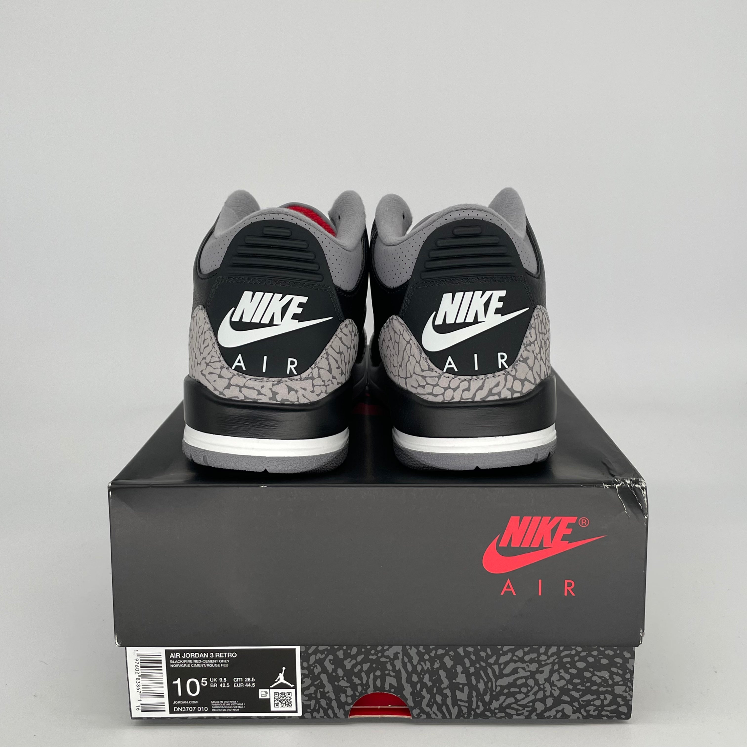 Original Air Jordan 3 Retro 'Black Cement' Men's Basketball Shoes Size 10.5/Women's 12 - DN3707-010 | Iconic Sneakers for Streetwear & Basketball Performance