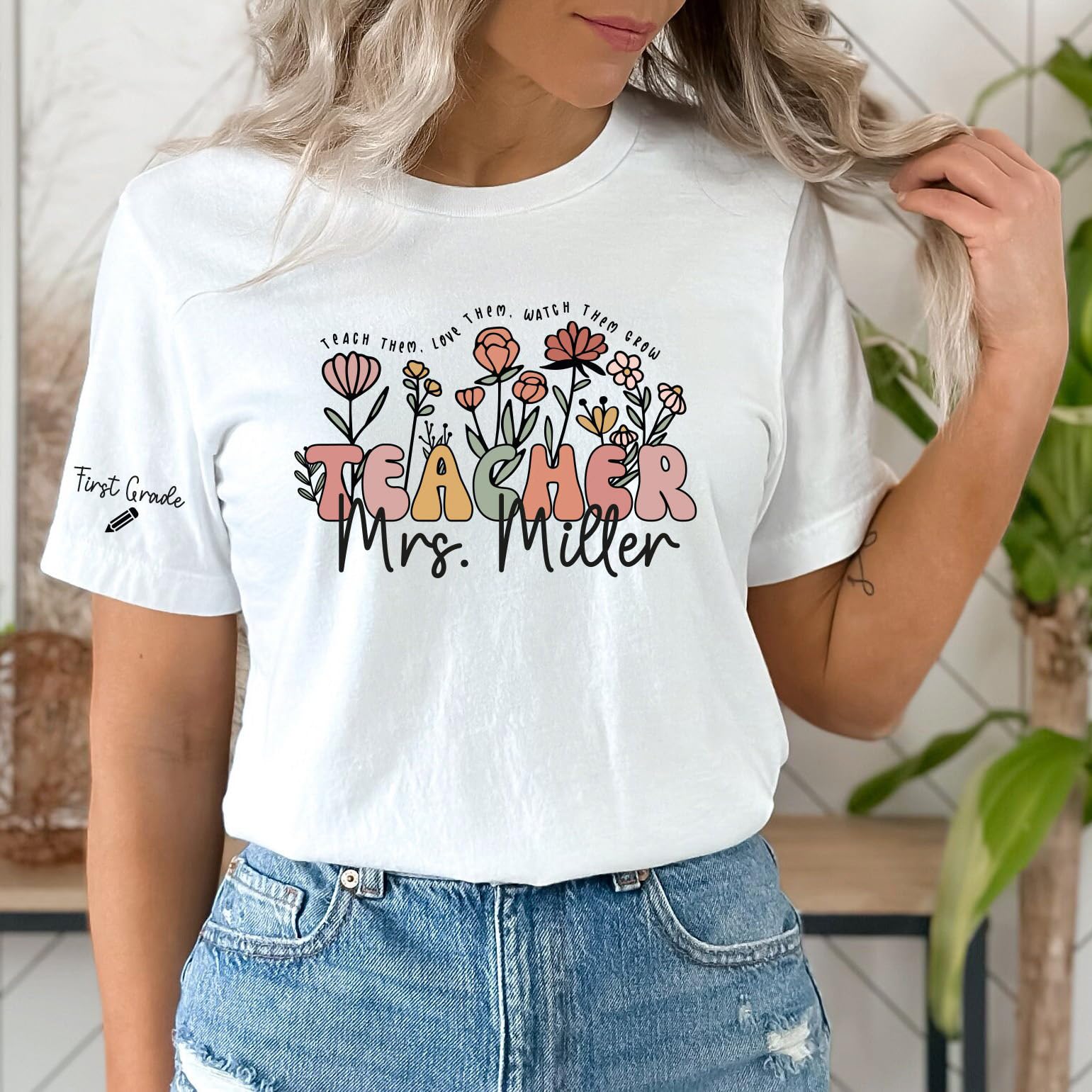 Custom Teacher T-Shirt - Personalized Gift for Back to School & End of Year - 2nd 3rd Grade Kindergarten