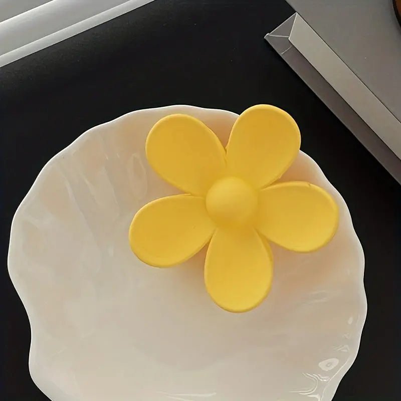 Crab Flower Hair Clip - Elegant Hair Accessory for Women & Girls - Perfect for Weddings, Parties & Everyday Styling
