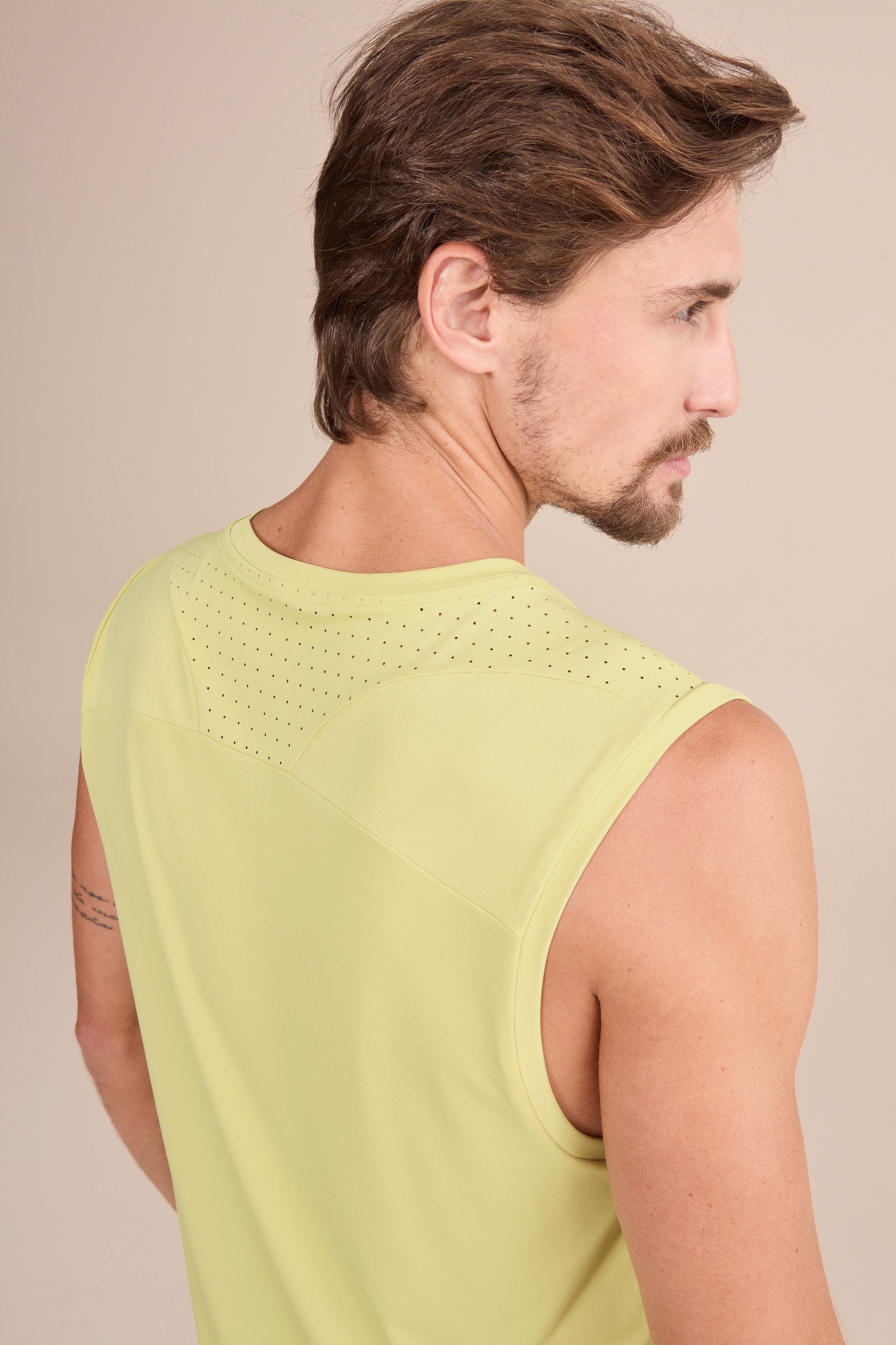 Men's Comfortable Link Laser Tank Top - Breathable & Lightweight for Gym, Running & Summer Outdoor Activities