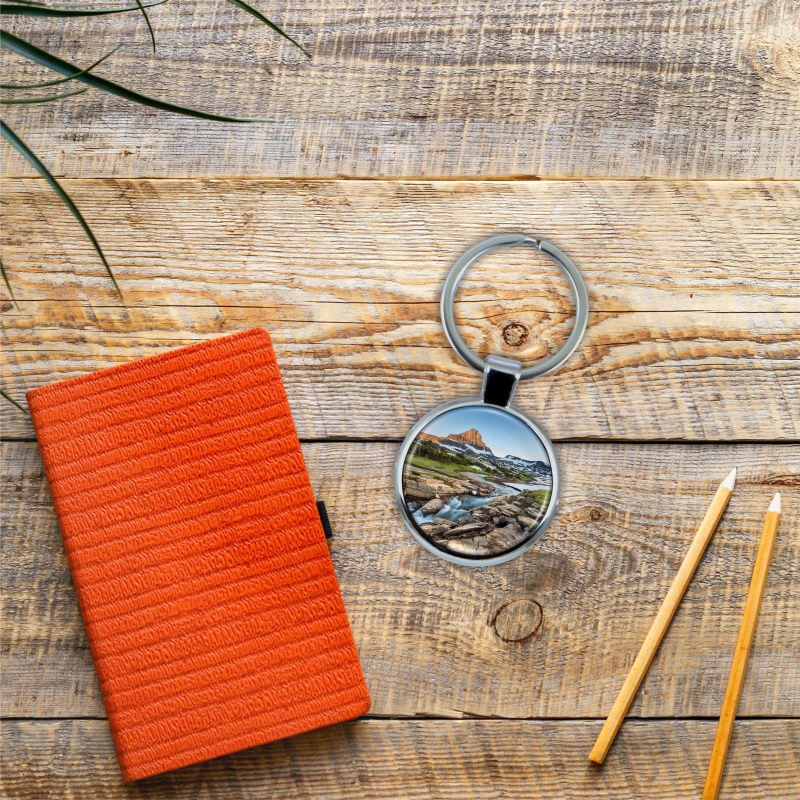 Glacier National Park Souvenir Keychain - Durable Epoxy Dome & Metal Keyring for Travel Enthusiasts | Perfect for Backpacks, Gifts & Outdoor Adventures