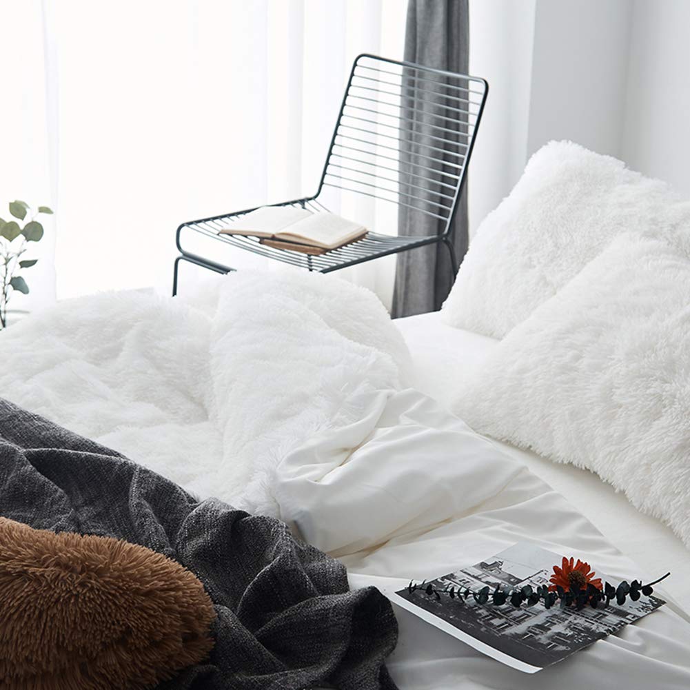 MorroMorn 5-Piece Shaggy Duvet Cover Set - Ultra Soft Faux Fur Luxury Bedding for Full/Queen Size (White) | Cozy Winter Bedroom Upgrade & Boho Home Decor