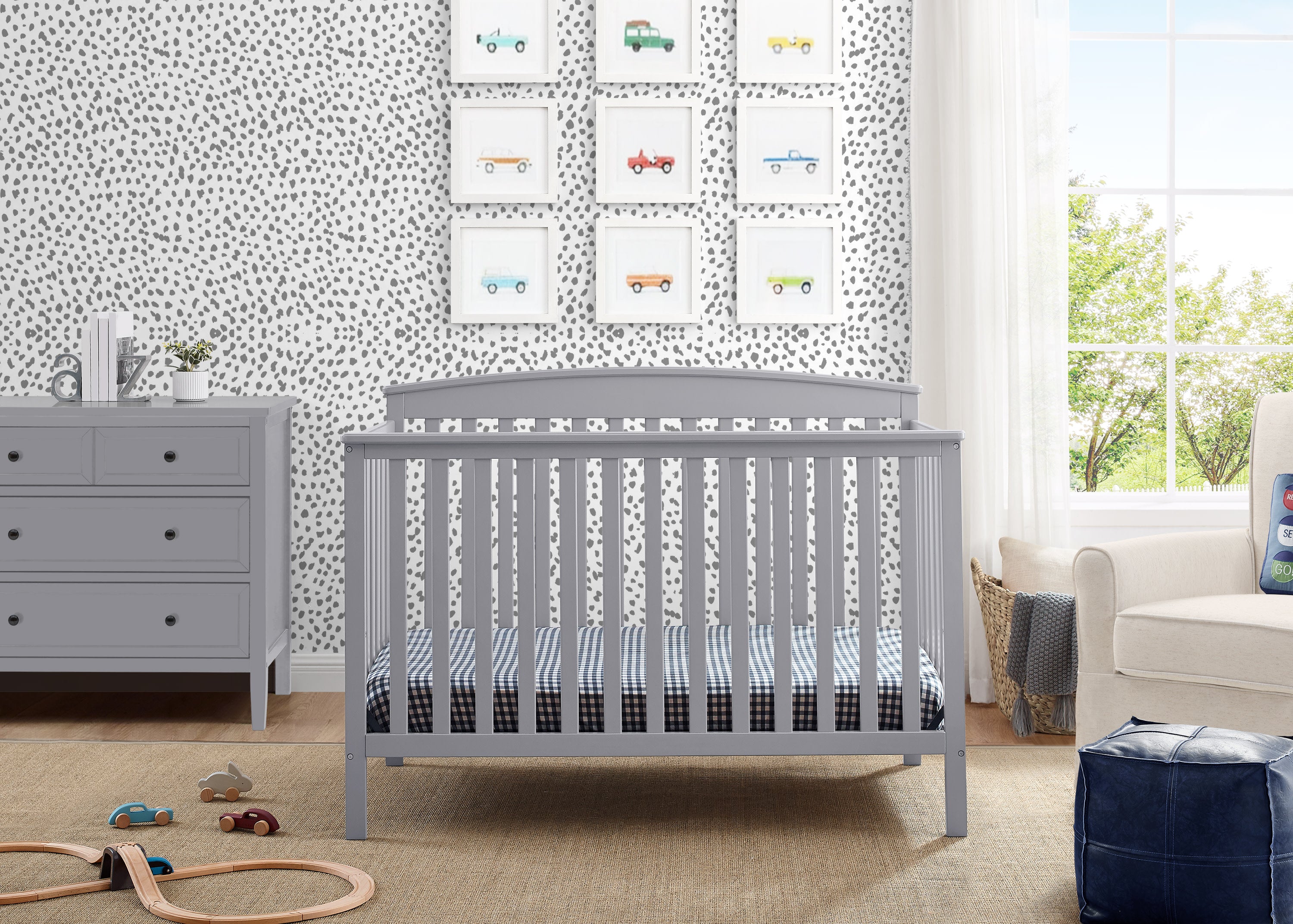 Hanover 6-in-1 Convertible Baby Crib with Mattress - Toddler to Full Size Bed - Safe & Sturdy Nursery Furniture for Newborns to Teens - Perfect for Bedrooms, Daycares & Guest Rooms