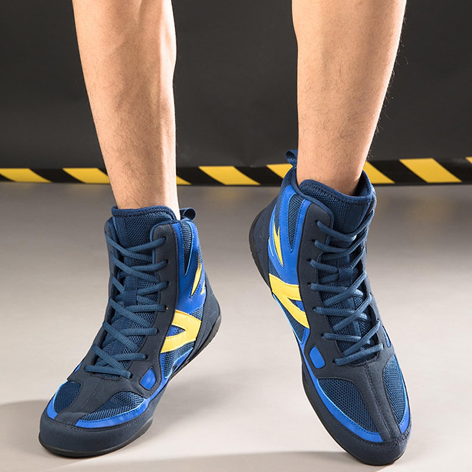 Professional High-Top Boxing Shoes for Men & Women - Lightweight Wrestling & Bodybuilding Shoes with Breathable Mesh & Leather, Non-Slip Rubber Sole - Ideal for Boxing Training, Gym Workouts & Martial Arts