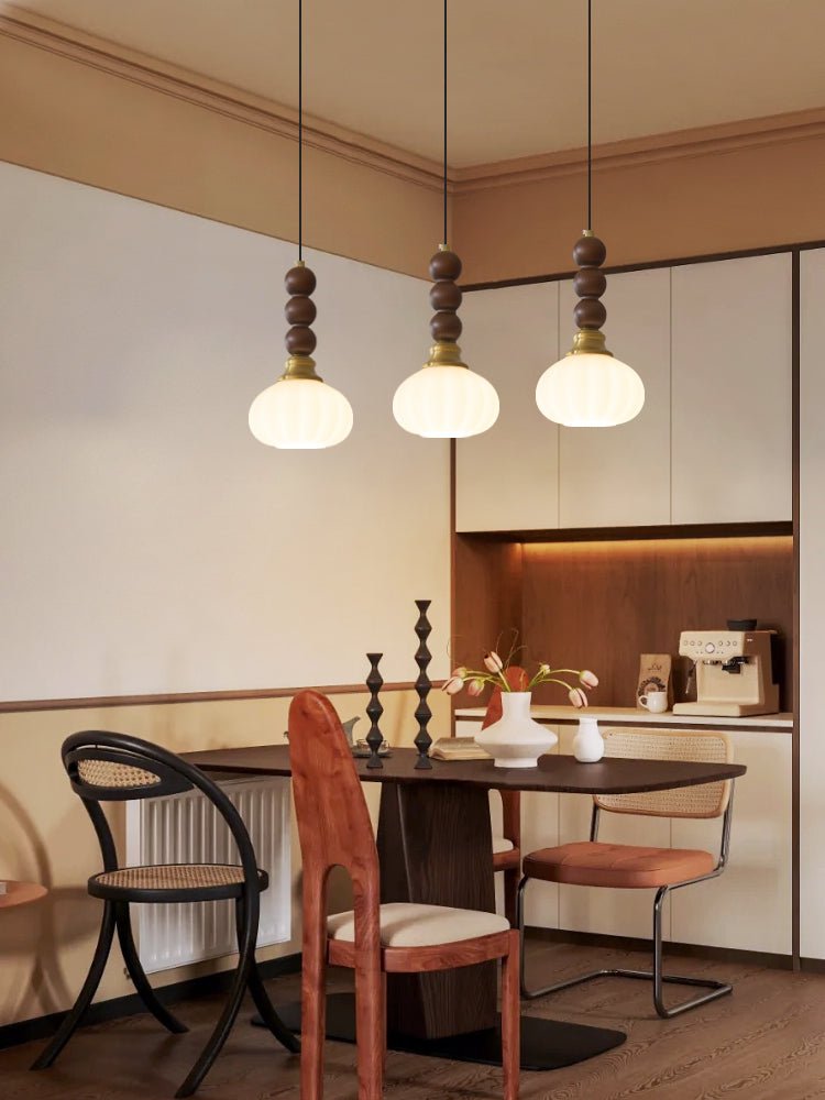 Evandra Modern Pendant Light - Sleek Hanging Chandelier for Kitchen Island, Dining Room & Bedroom - Adjustable Height & Dimmable Lighting - Perfect for Home Decor & Interior Design