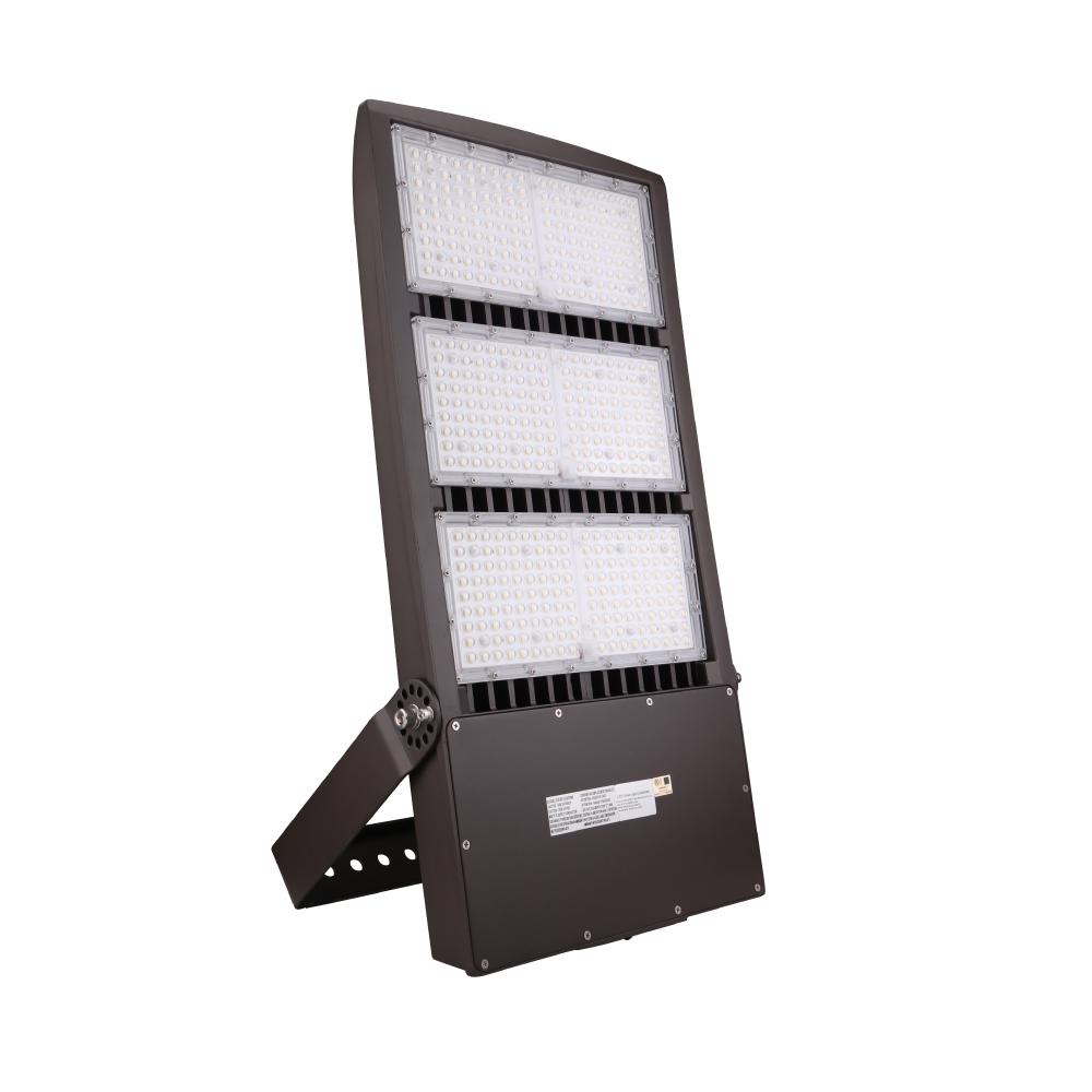 450W LED High Output Flood Light with Photocell - 5700K Daylight White - AC277-480V High Voltage - Dusk to Dawn Security Light - IP65 Waterproof - Bronze Finish - 20KV Surge Protector - for Garden, Yard, Parking Lot, Stadium & Arena Lighting (Outdoor Security & Landscape Illumination)