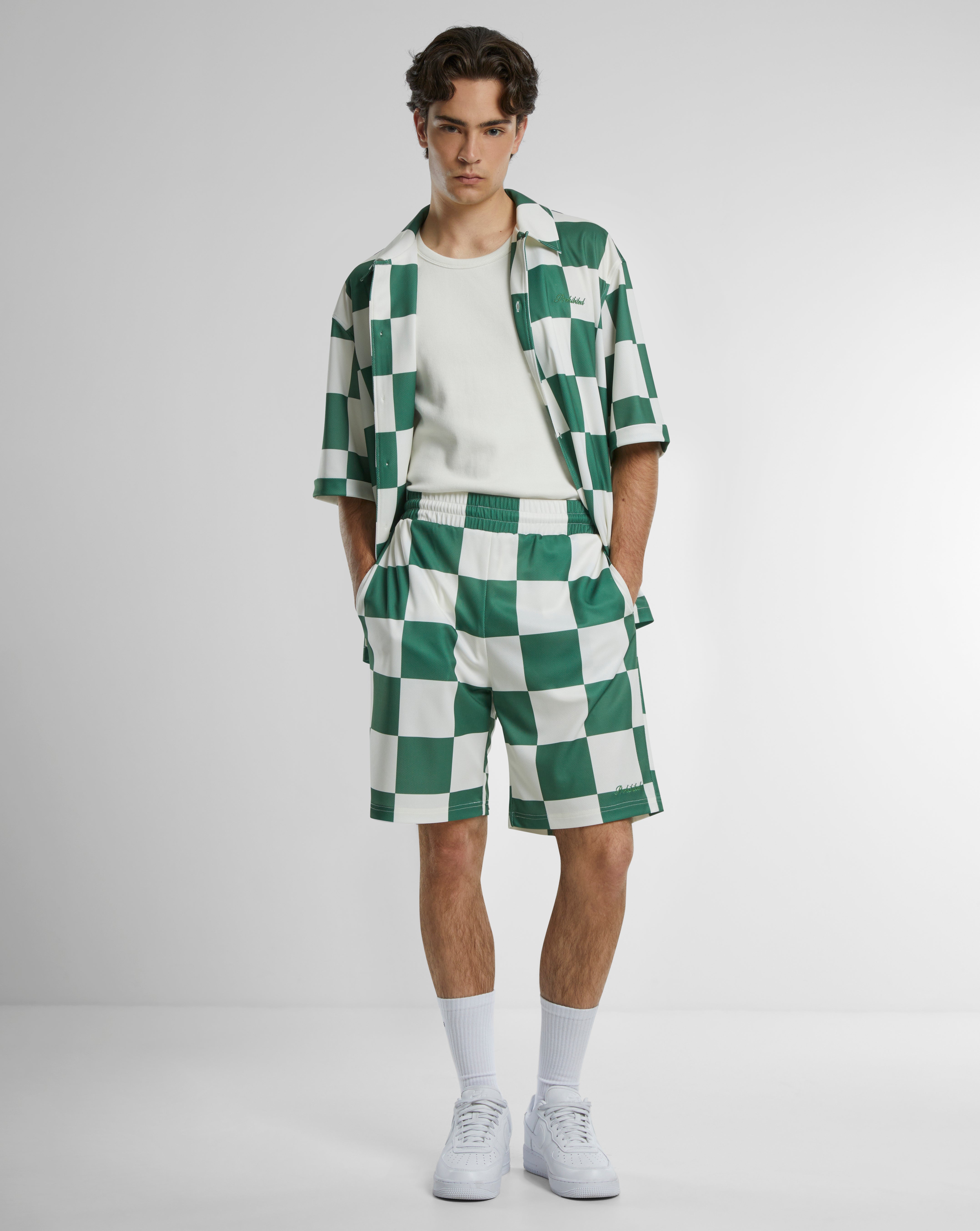 Stylish Green Checkered Shirt for Men & Women - Casual Button Down Plaid Shirt - Perfect for Outdoor Activities, Date Nights & Office Wear