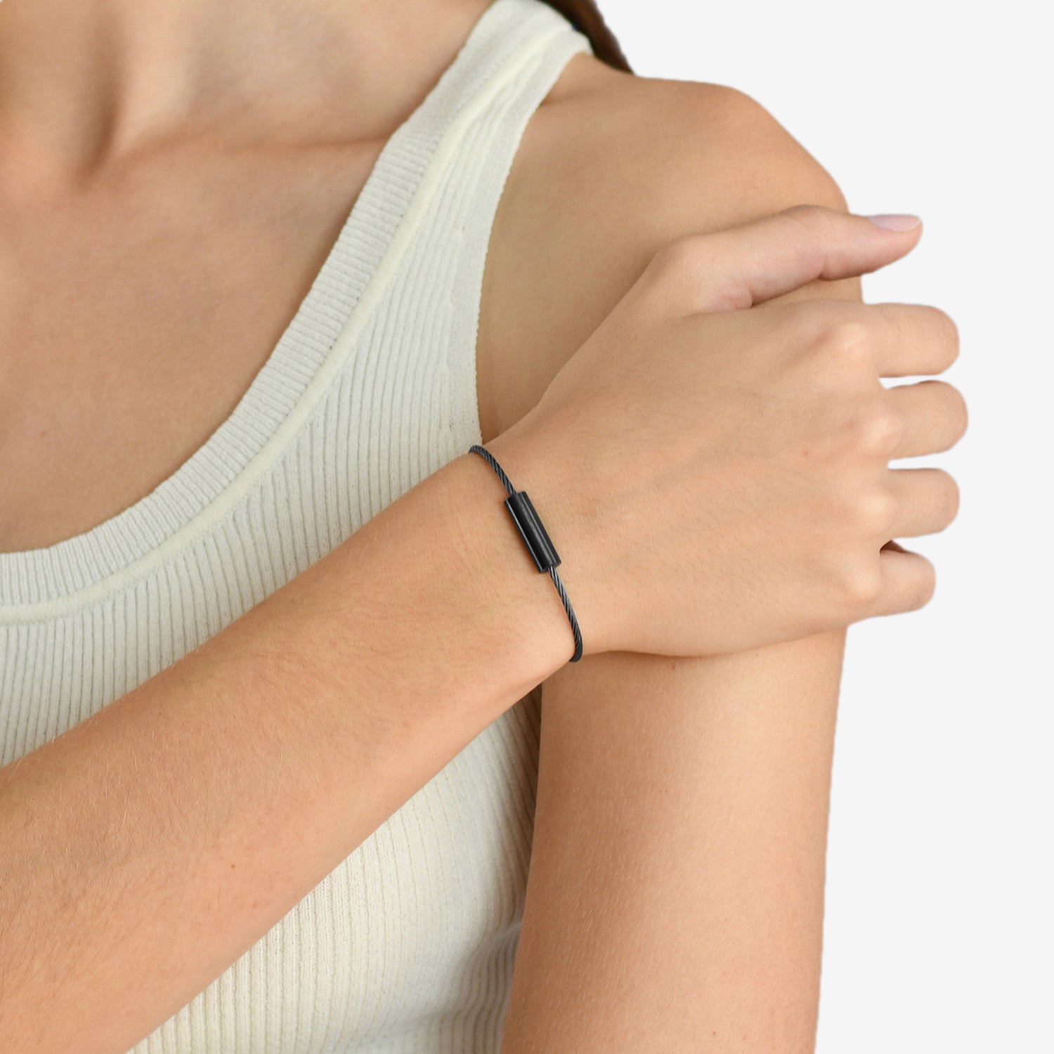 5G Brushed Black Ceramic Cable Bracelet for Men & Women - Stylish Adjustable Unisex Jewelry for Everyday Wear, Gift Giving & Fashion Accessories