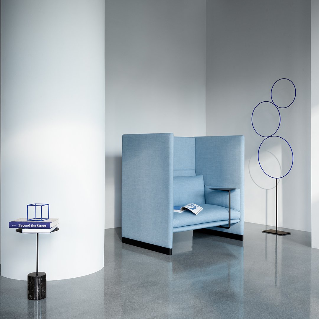 High Back Lounge Chair - Ergonomic Comfort for Living Room, Office & Relaxation - Modern Design for Home & Workspace
