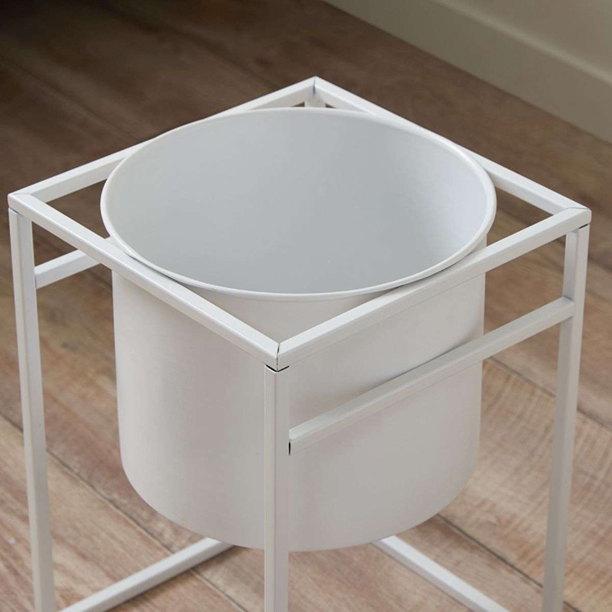 Brent Metal Plant Stand - White Short Indoor/Outdoor Flower Pot Holder for Home & Garden Decor