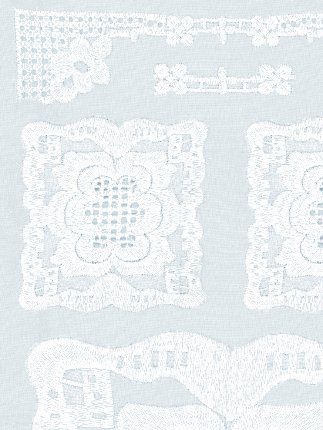 Sarah Jessica Parker 'Ingela' Wallpaper - Morning Dew Floral Design | Premium Peel & Stick Wallpaper for Bedroom, Living Room & Nursery Decor
