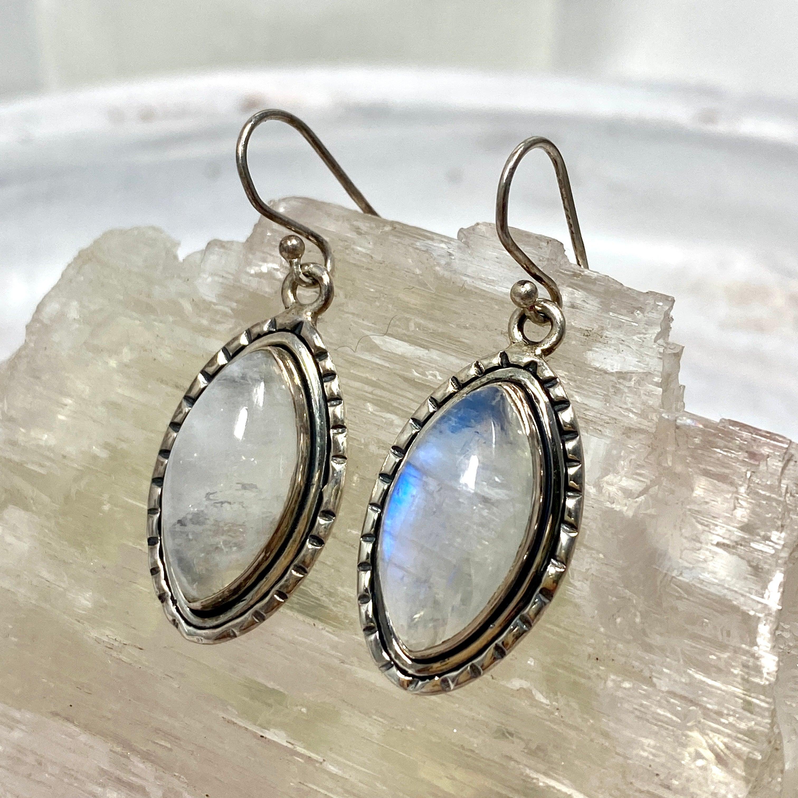 Moonstone Teardrop Earrings for Women – Genuine Gemstone Dangle Earrings – Elegant Jewelry Gift for Birthday, Anniversary & Special Occasions – Perfect for Weddings, Parties & Everyday Wear