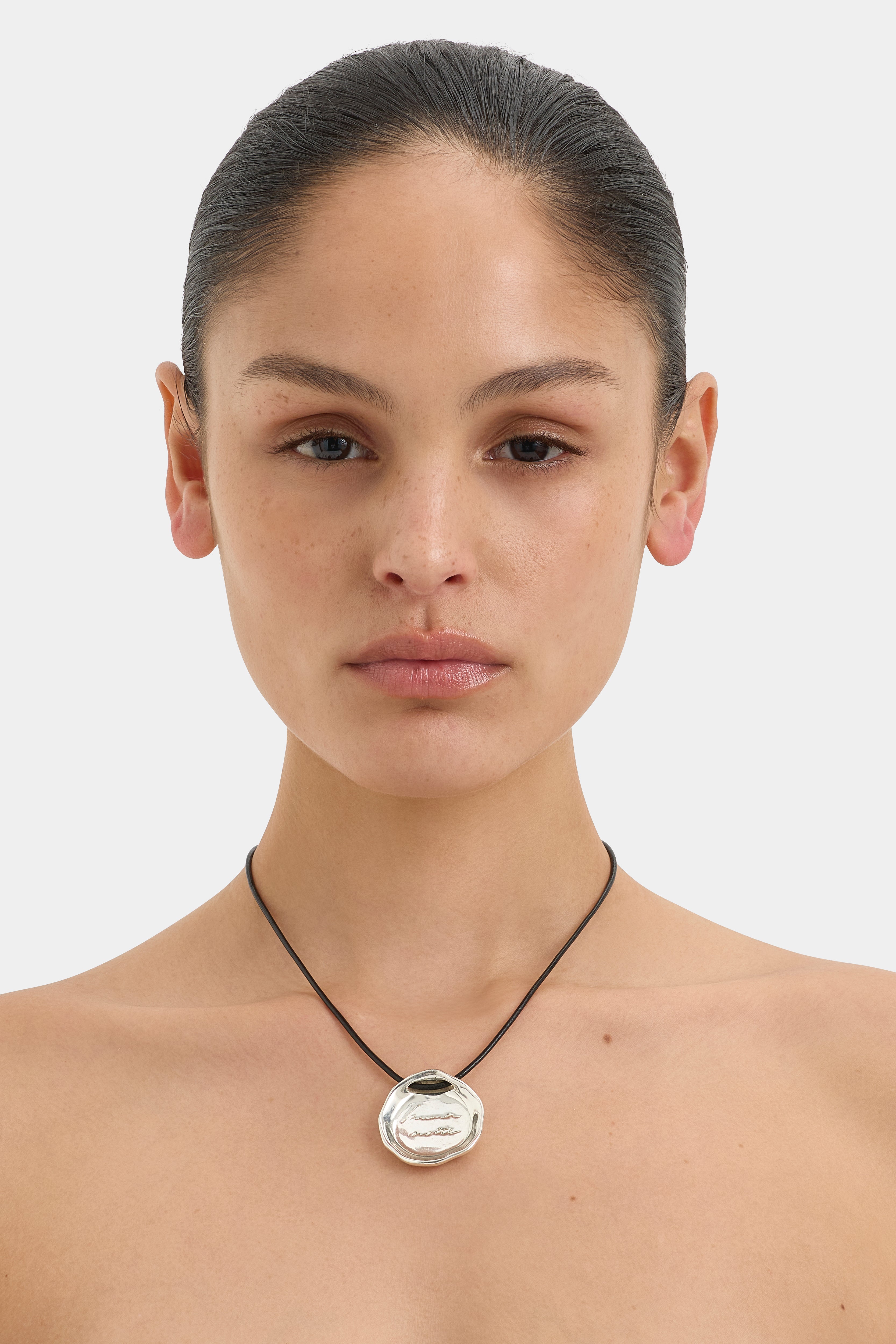 Elegant Notte Pendant Necklace for Women - Sterling Silver Minimalist Jewelry Gift for Her - Perfect for Date Night & Special Occasions