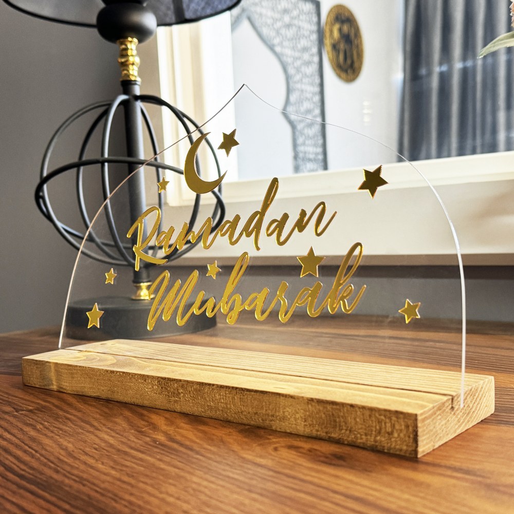 Ramadan Mubarak Islamic Gift Set - Elegant Table Decor for Eid Celebration - Perfect for Home, Mosque & Holiday Party Decorations