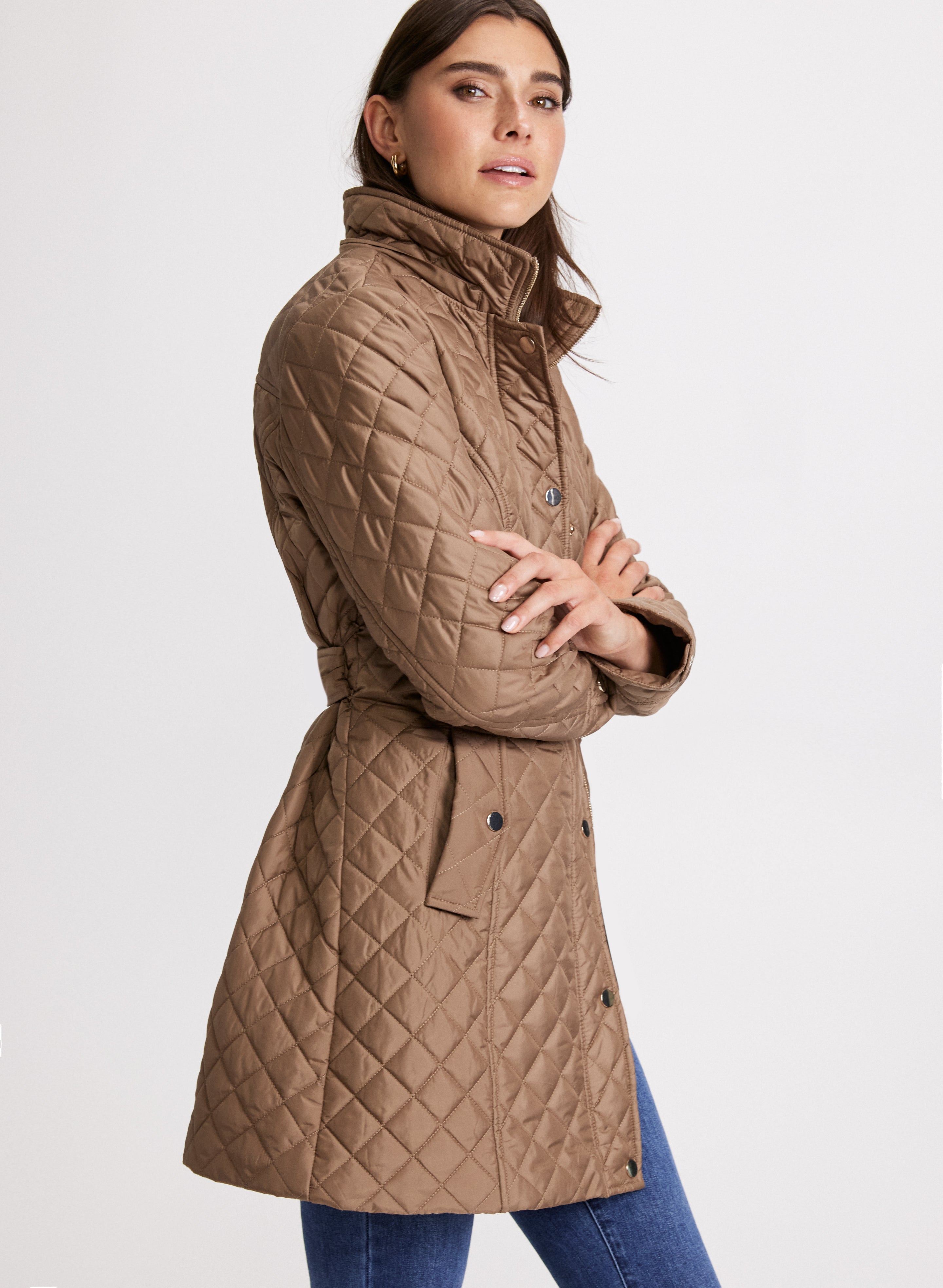 Diamond Quilted Belted Jacket for Women - Stylish Winter Coat with Warm Faux Fur Lining | Perfect for Outdoor Activities & Casual Wear