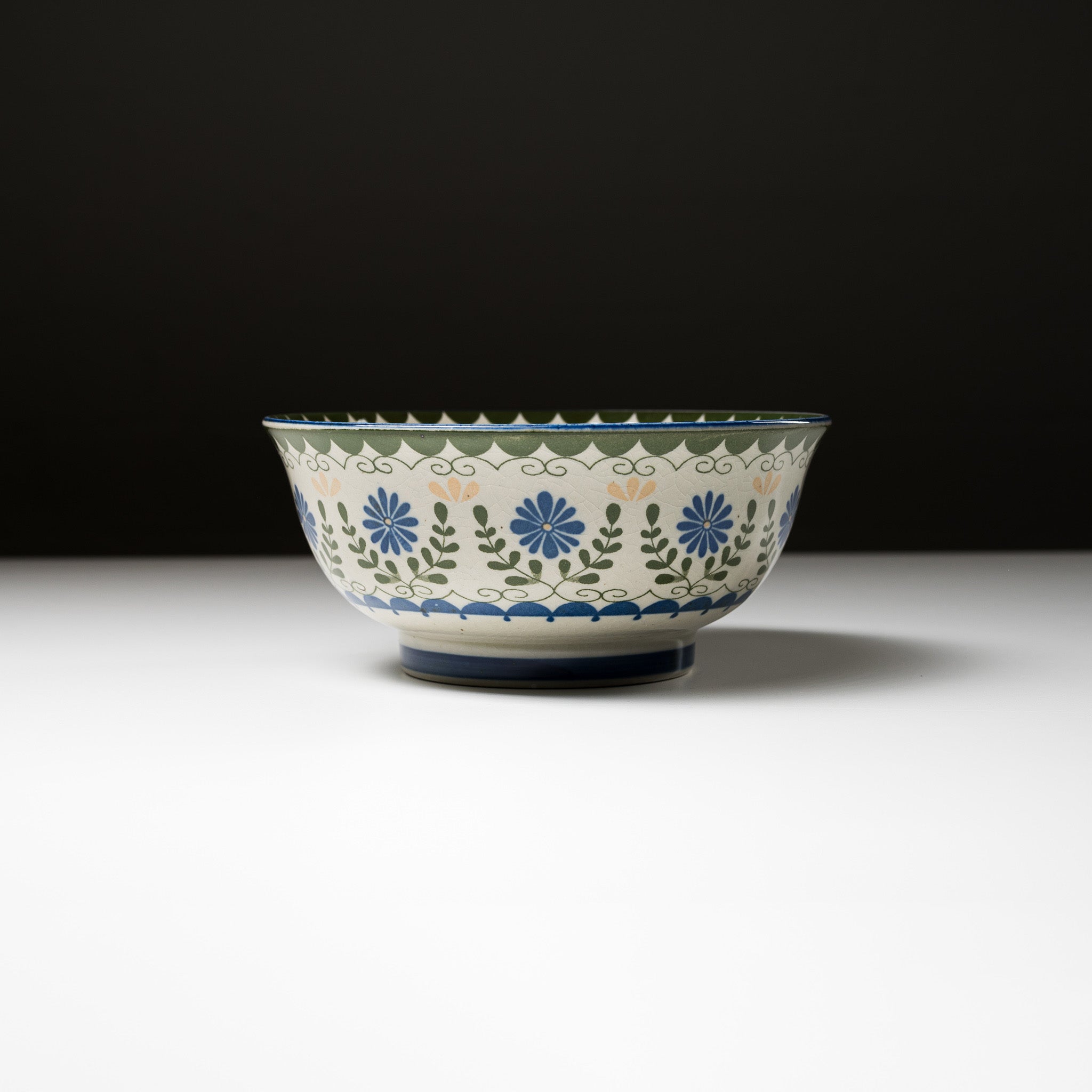 Premium Blue Flower Ramen Bowl Set - Japanese Style Ceramic Noodle Soup Bowl with Lid - Perfect for Ramen, Udon, Pho & Asian Cuisine - Microwave & Dishwasher Safe