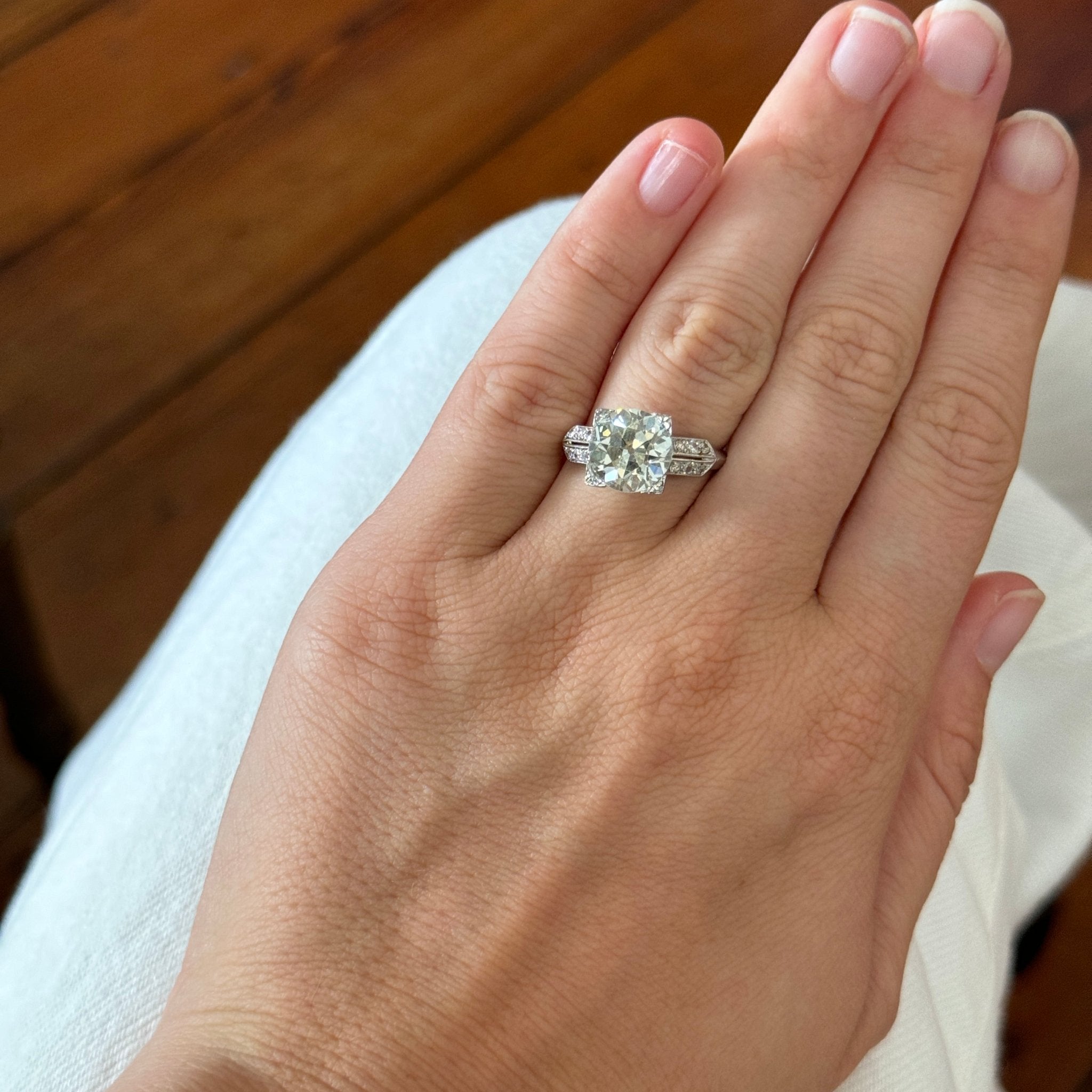 Vintage Art Deco 4 Carat Old European Cut Diamond Platinum Engagement Ring - Perfect for Wedding Proposals & Anniversary Gifts