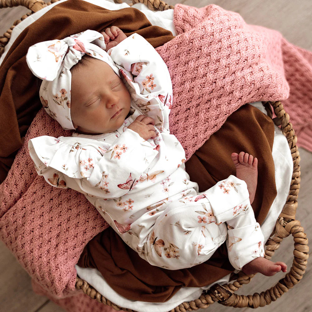 Organic Baby Grow Suit - Snuggle Hunny Butterfly Design | Soft & Comfortable Infant Romper for Newborns & Toddlers | Perfect for Playtime, Nursery & Family Outings