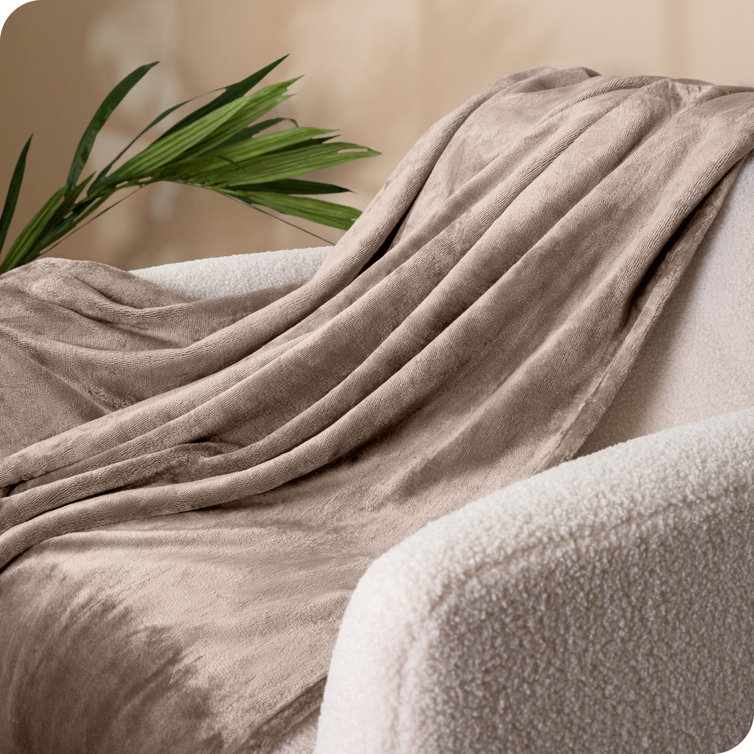 Bare Home Fleece Microplush Blanket - Ultra Soft & Warm Full/Queen Size Throw Blanket for Bed, Sofa, Couch - Lightweight Cozy Blanket for Movie Nights, Camping, Travel & Home Decor (Taupe) - Perfect for Winter Snuggling, Gift Giving & Family Relaxation