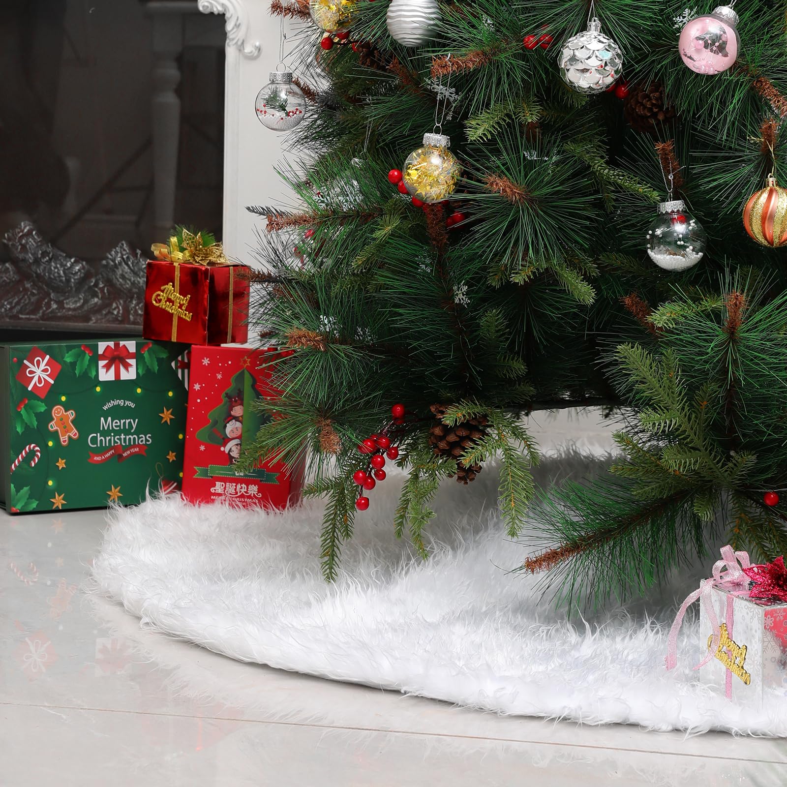 36 Inch Faux Fur Christmas Tree Skirt - Plush Holiday Decor for Xmas Tree, Home & Party Decorations - Snow White - Perfect for Living Room, Bedroom & Festive Gatherings