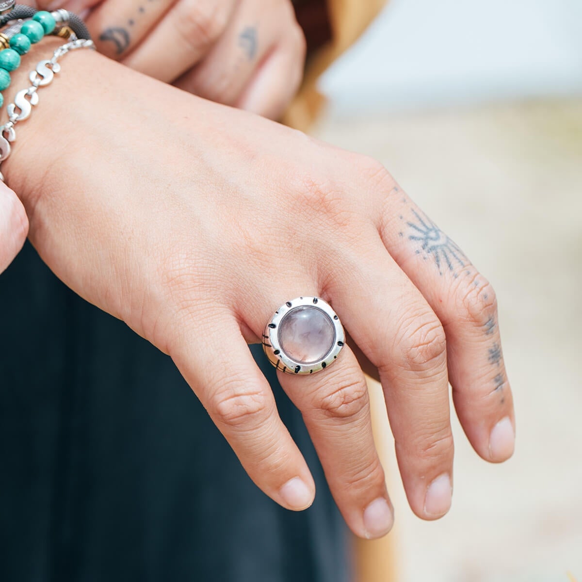 Fluorite Gemstone Signet Ring for Men & Women - Natural Purple Crystal Jewelry - Perfect for Healing, Meditation & Spiritual Gifts