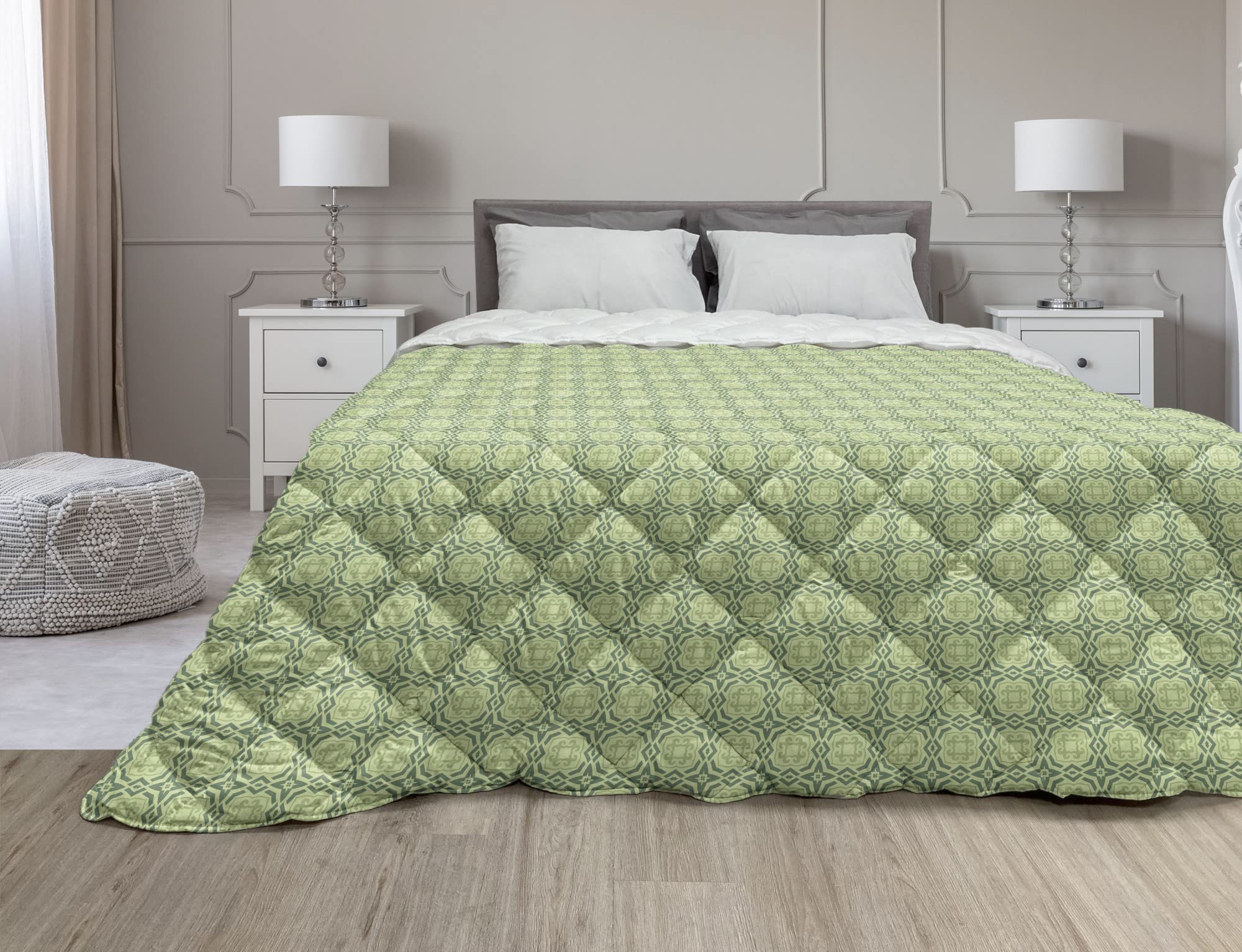 Ambesonne Abstract Down Alternative Comforter King Size - Geometric Royal Victorian Pattern with Azulejo Mosaic Ethnic Art - All Season Microfiber Quilt in Pistachio Green - Perfect for Master Bedroom, Guest Room & Dorm Decor