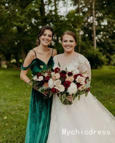 Emerald Green Velvet Bridesmaid Dresses 2025 - Elegant Long Formal Gowns for Wedding Guests & Special Occasions | Perfect for Evening Galas, Holiday Parties & Formal Events