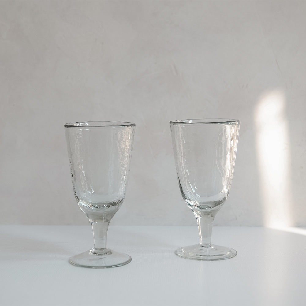 Handcrafted Artisan Wine Glass Set - 6-Piece Elegant Stemware for Red & White Wine - Perfect for Dinner Parties, Weddings & Gifts