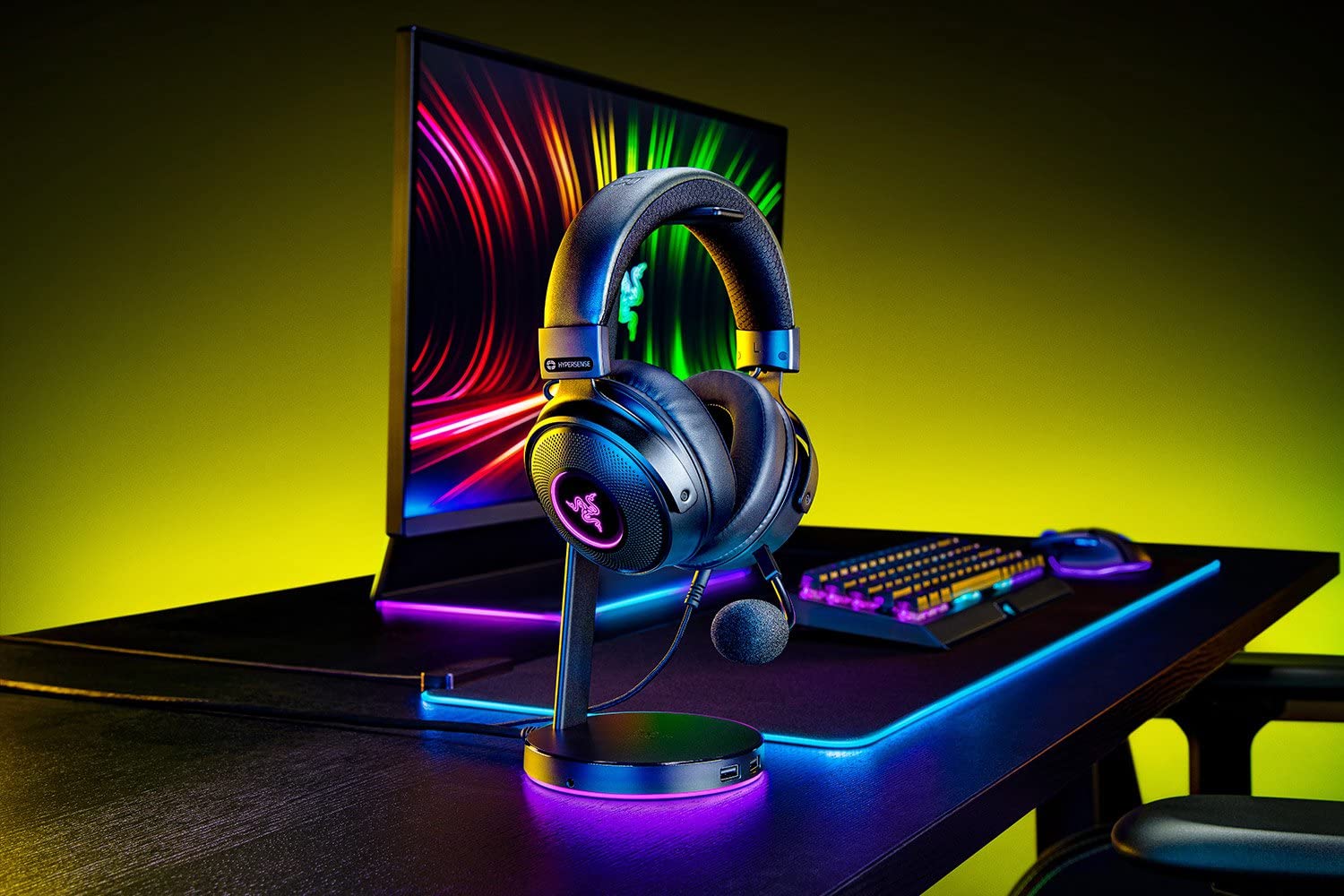 Razer Kraken V3 HyperSense Wired USB Gaming Headset with Haptic Feedback - 50mm TriForce Titanium Drivers, THX Spatial Audio, Detachable HyperClear Mic - Perfect for PC, PS5, Xbox & Competitive Esports Gaming (Black)