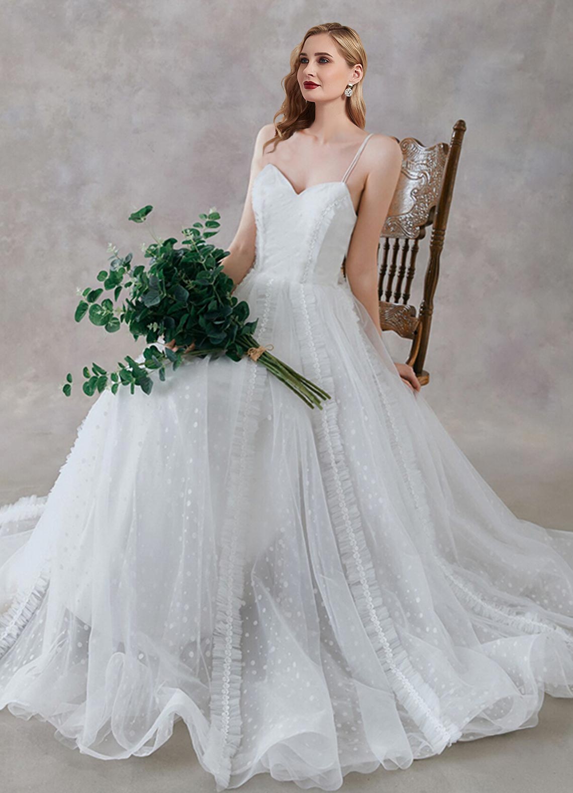 Elegant A-Line Sleeveless Sweetheart Neckline Illusion Wedding Dress for Bride - Perfect for Beach, Church and Garden Ceremonies