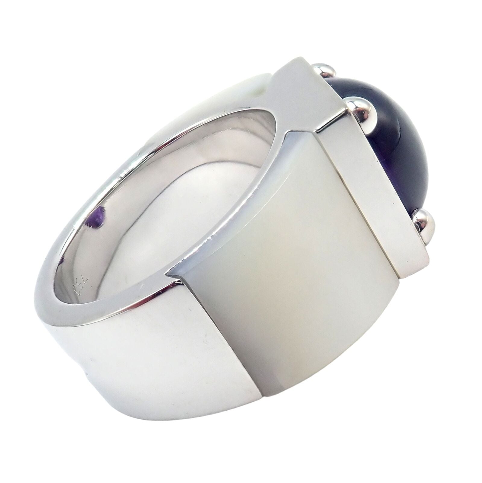 Authentic Van Cleef & Arpels 18k White Gold Amethyst Mother of Pearl Ring - Luxury Vintage Jewelry for Women, Perfect for Weddings, Anniversaries & Special Occasions