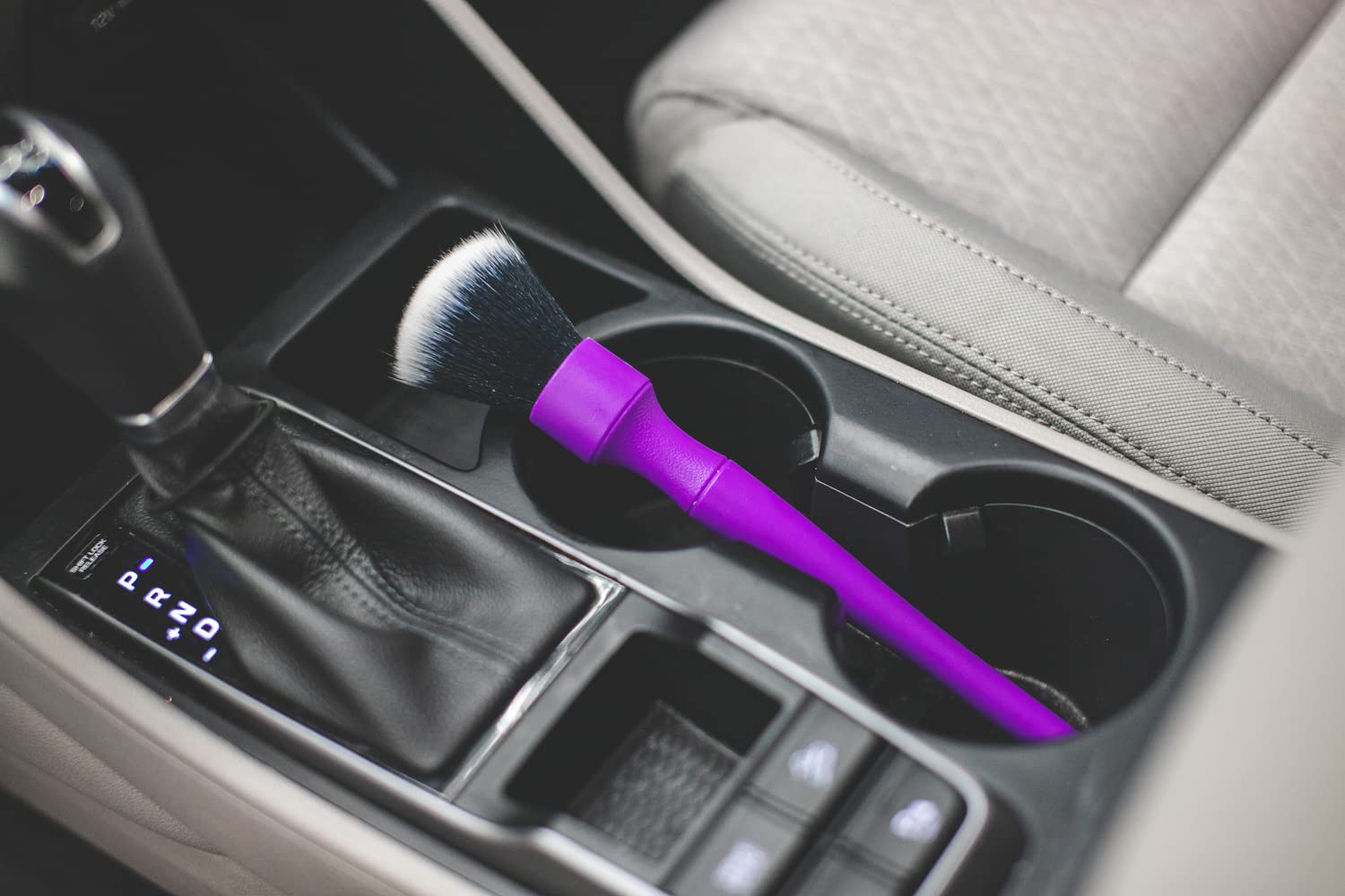 Ultra-Soft Synthetic Detailing Brush - Scratch-Free Cleaning for Cars & Home