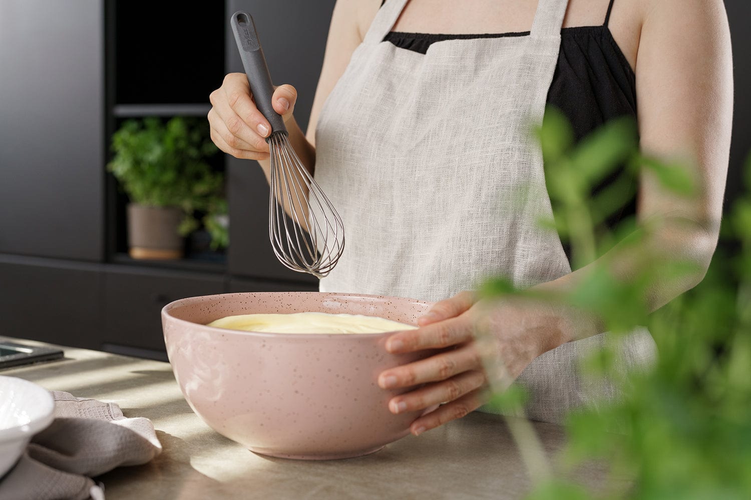 Zyliss Stainless Steel Balloon Whisk - 12 Inch Kitchen Hand Mixer for Baking, Cooking & Whipping Cream - Perfect for Eggs, Cake Batter, Sauces & More